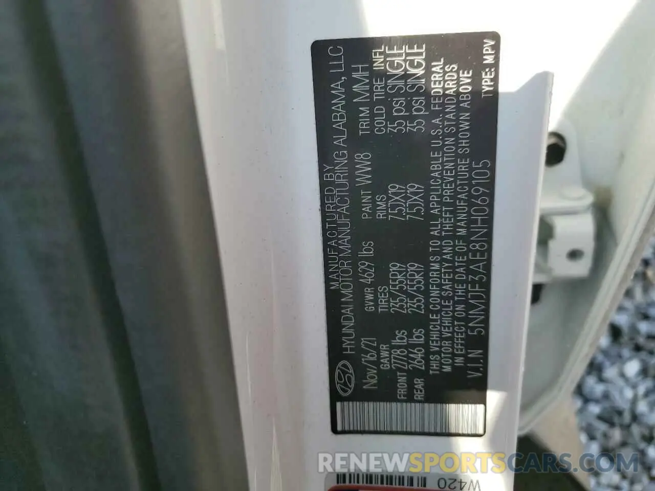 12 Photograph of a damaged car 5NMJF3AE8NH069105 HYUNDAI TUCSON 2022