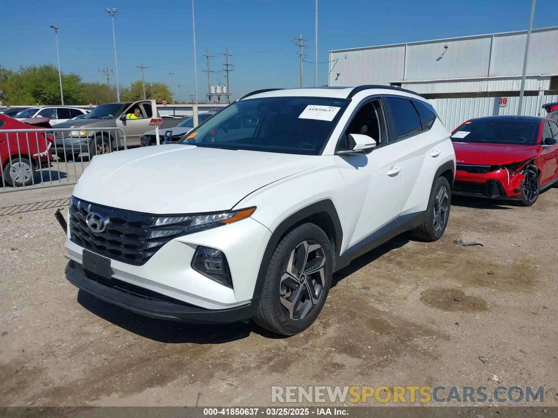 2 Photograph of a damaged car 5NMJF3AE8NH080685 HYUNDAI TUCSON 2022