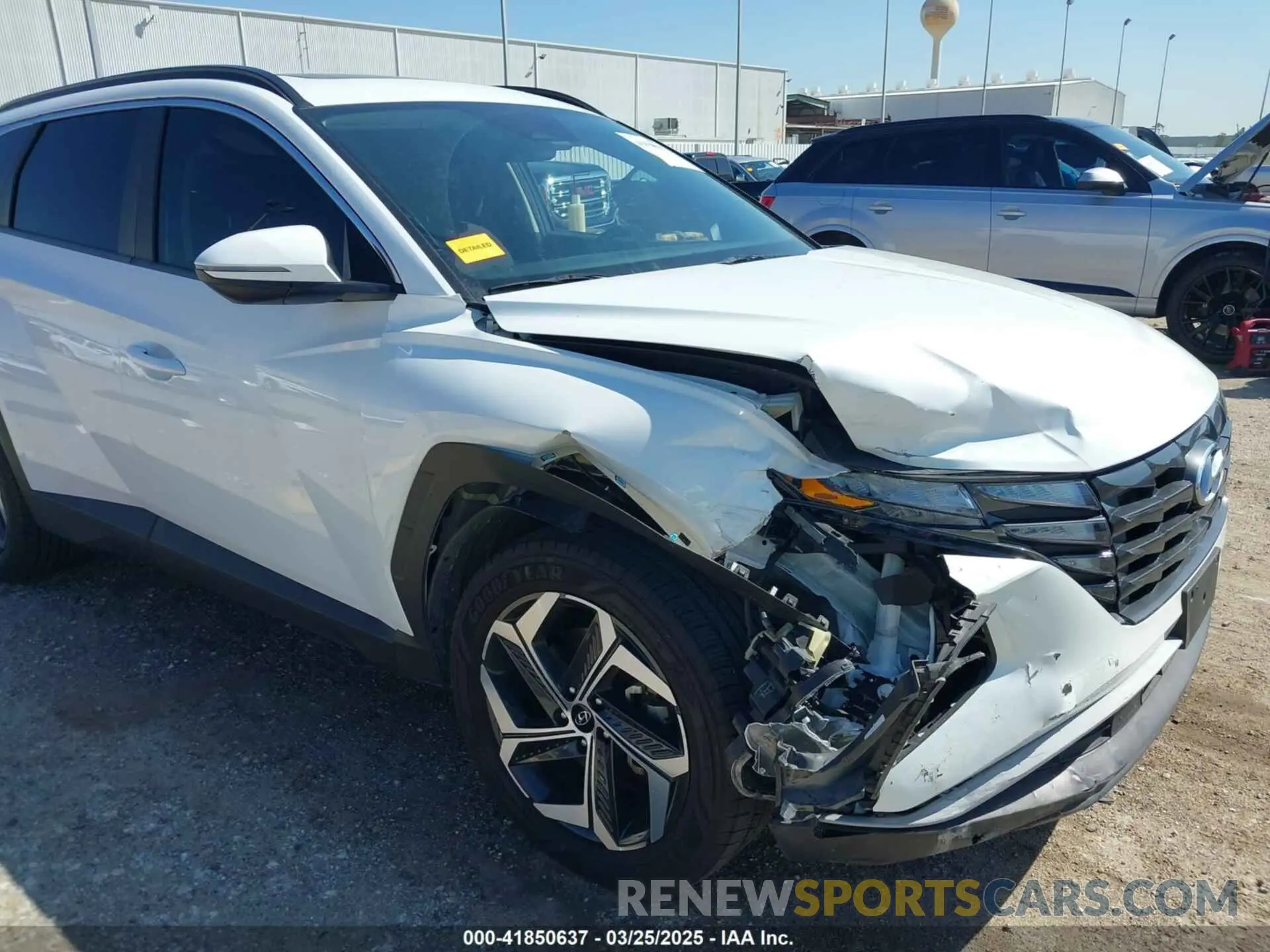 6 Photograph of a damaged car 5NMJF3AE8NH080685 HYUNDAI TUCSON 2022