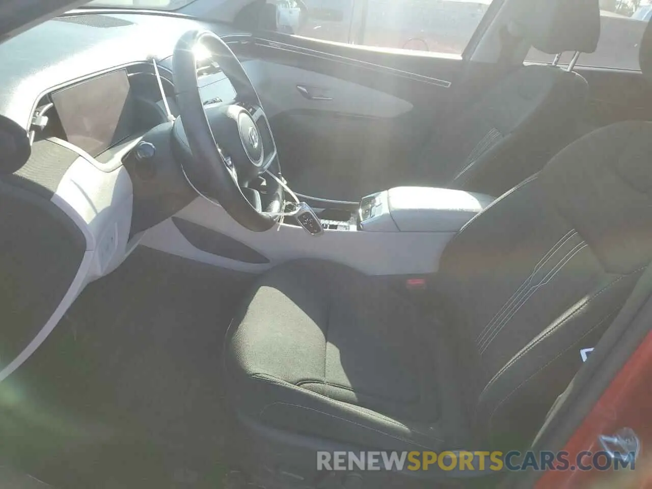 7 Photograph of a damaged car 5NMJF3AE9NH098435 HYUNDAI TUCSON 2022