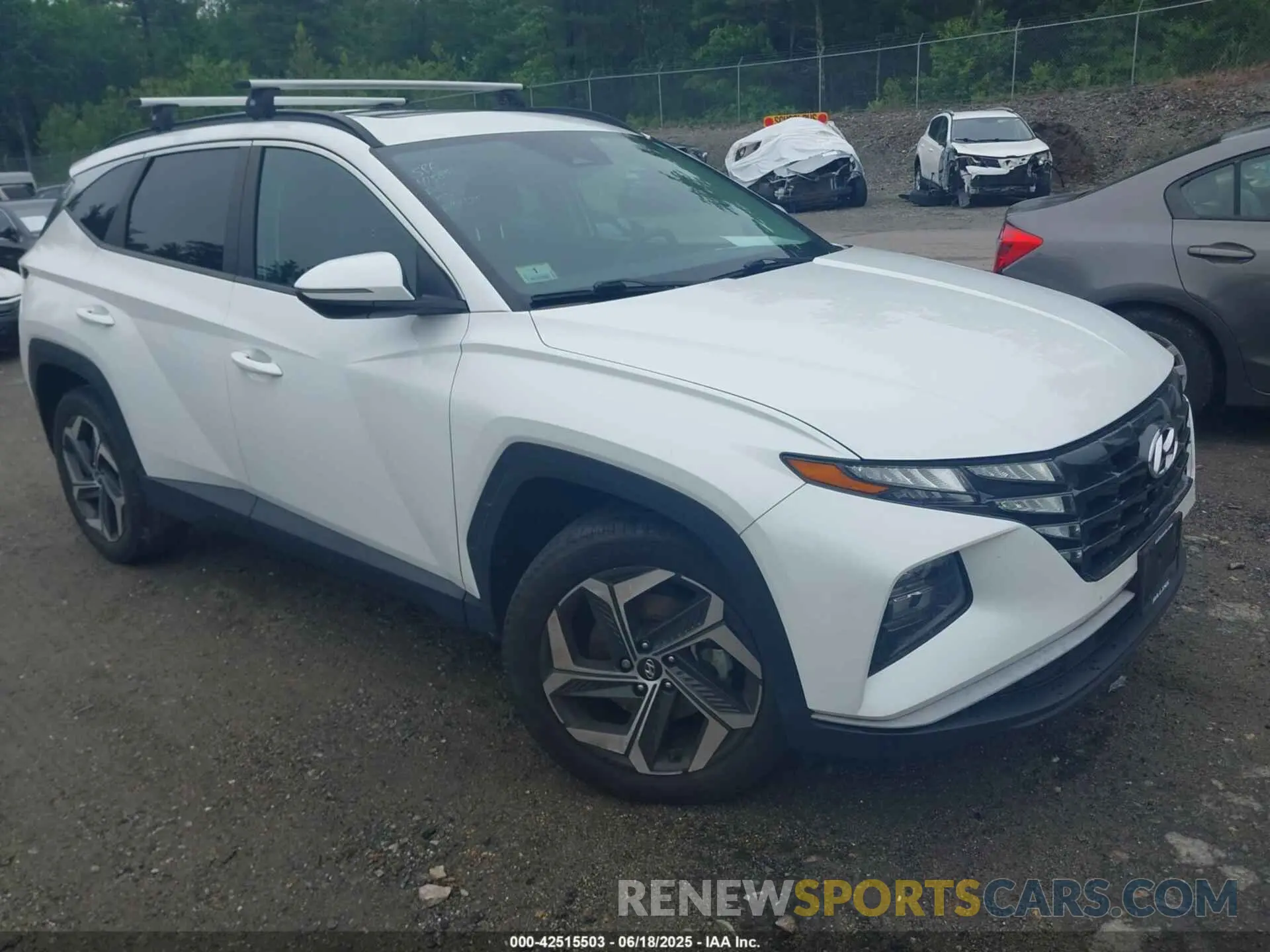 1 Photograph of a damaged car 5NMJFCAE0NH051066 HYUNDAI TUCSON 2022