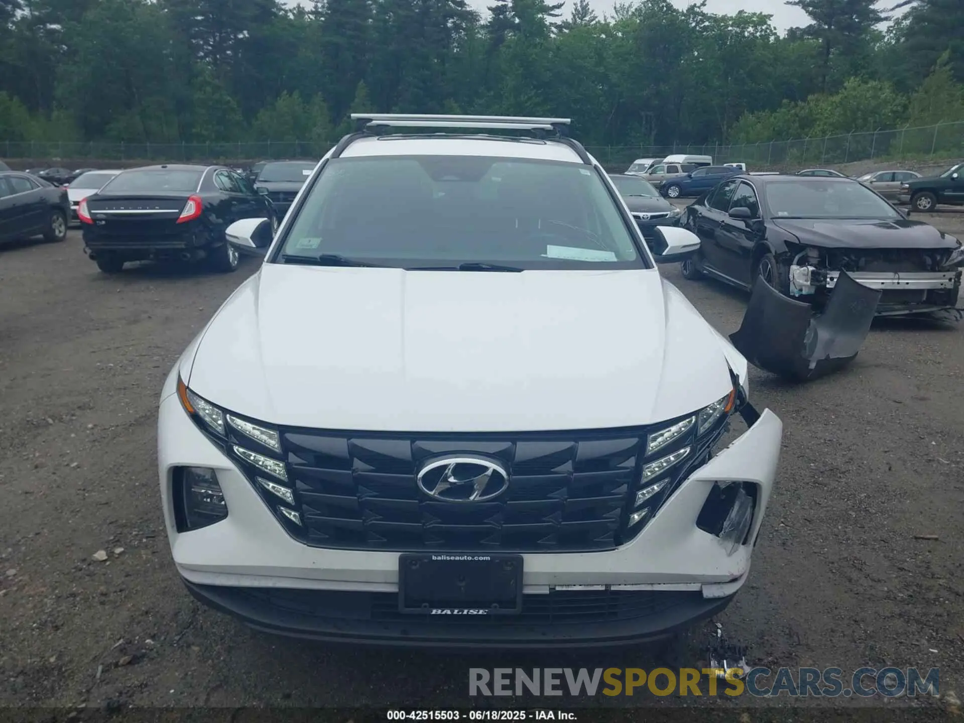 12 Photograph of a damaged car 5NMJFCAE0NH051066 HYUNDAI TUCSON 2022