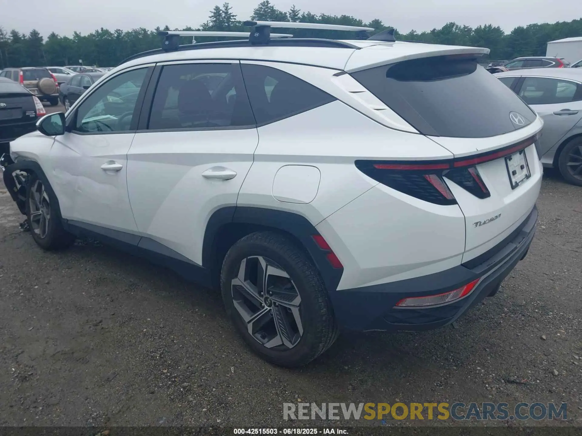 3 Photograph of a damaged car 5NMJFCAE0NH051066 HYUNDAI TUCSON 2022