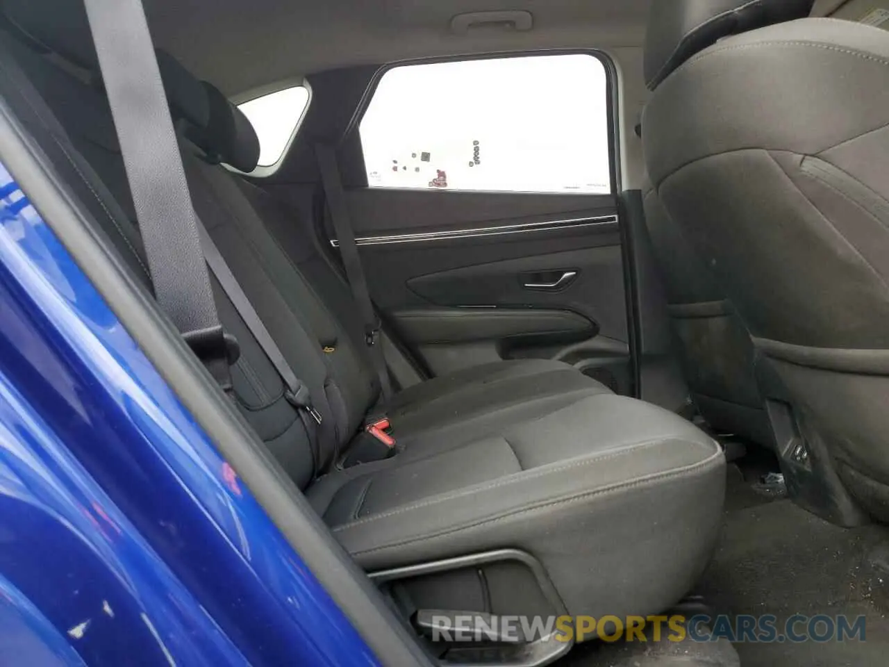 11 Photograph of a damaged car 5NMJFCAE0NH101478 HYUNDAI TUCSON 2022