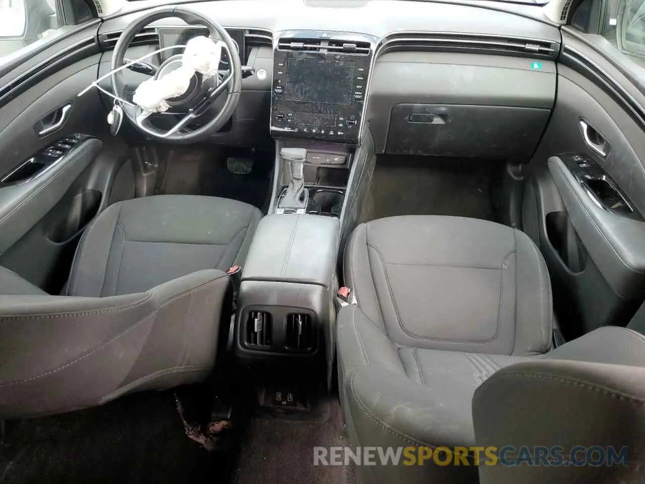 8 Photograph of a damaged car 5NMJFCAE0NH101478 HYUNDAI TUCSON 2022