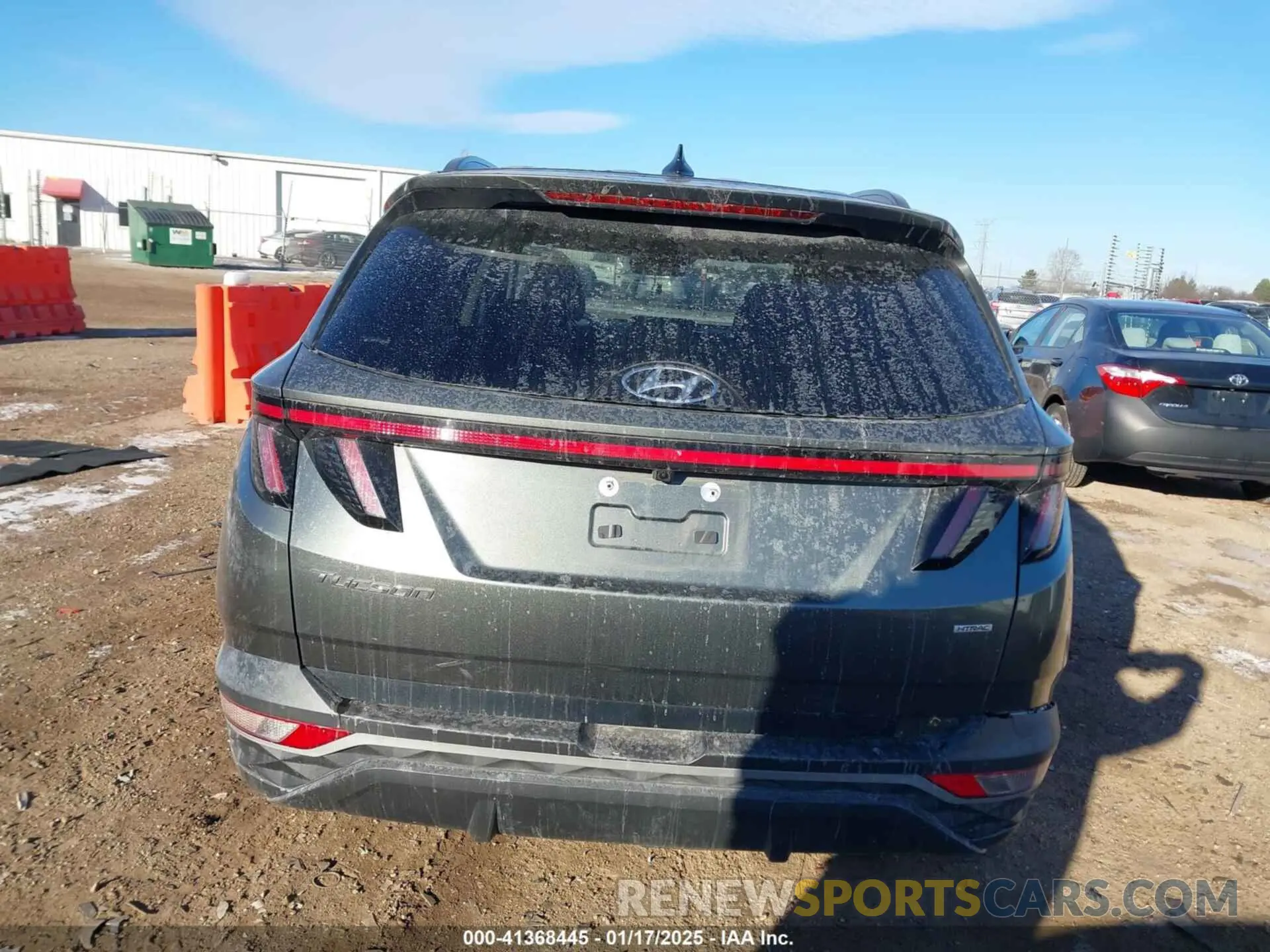 16 Photograph of a damaged car 5NMJFCAE3NH129338 HYUNDAI TUCSON 2022