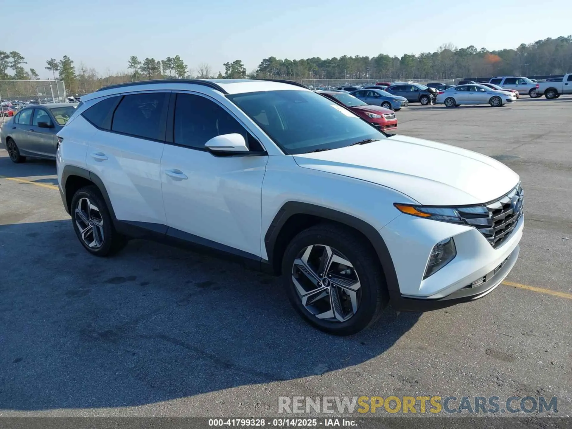 1 Photograph of a damaged car 5NMJFCAE4NH096155 HYUNDAI TUCSON 2022