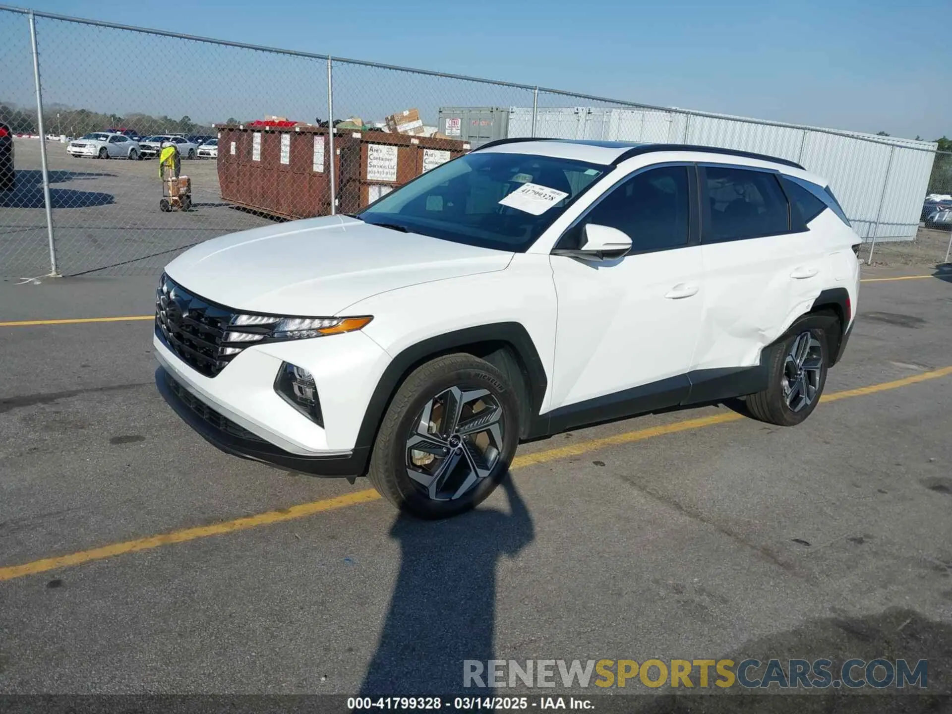 2 Photograph of a damaged car 5NMJFCAE4NH096155 HYUNDAI TUCSON 2022