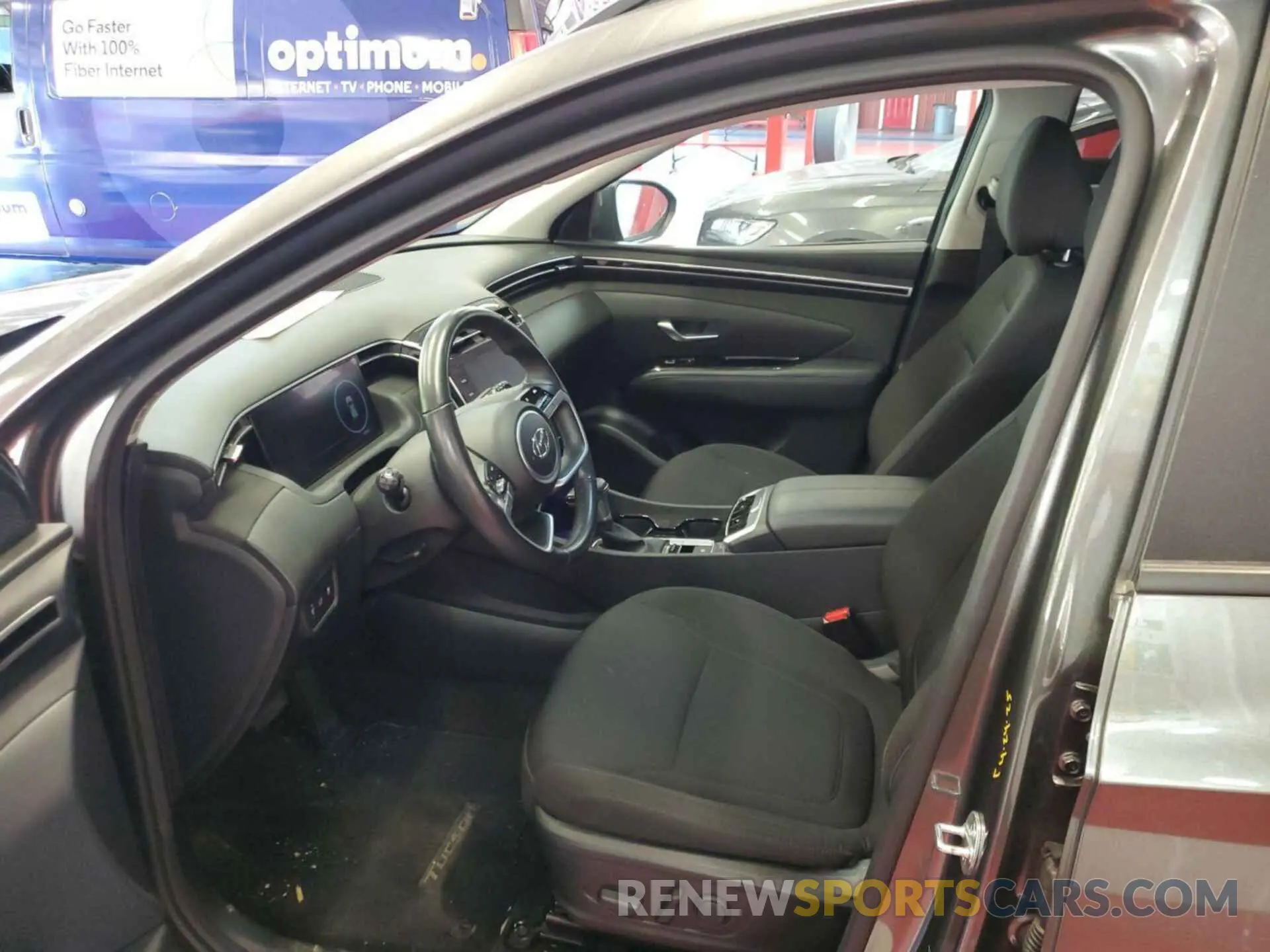 12 Photograph of a damaged car 5NMJFCAE4NH132278 HYUNDAI TUCSON 2022