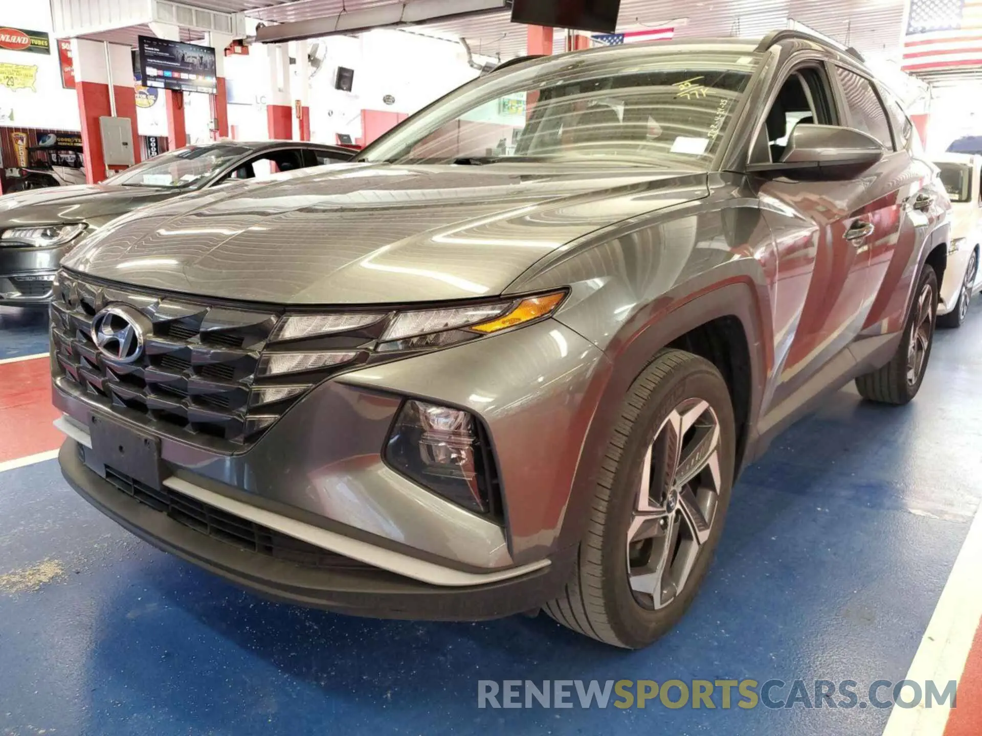 16 Photograph of a damaged car 5NMJFCAE4NH132278 HYUNDAI TUCSON 2022