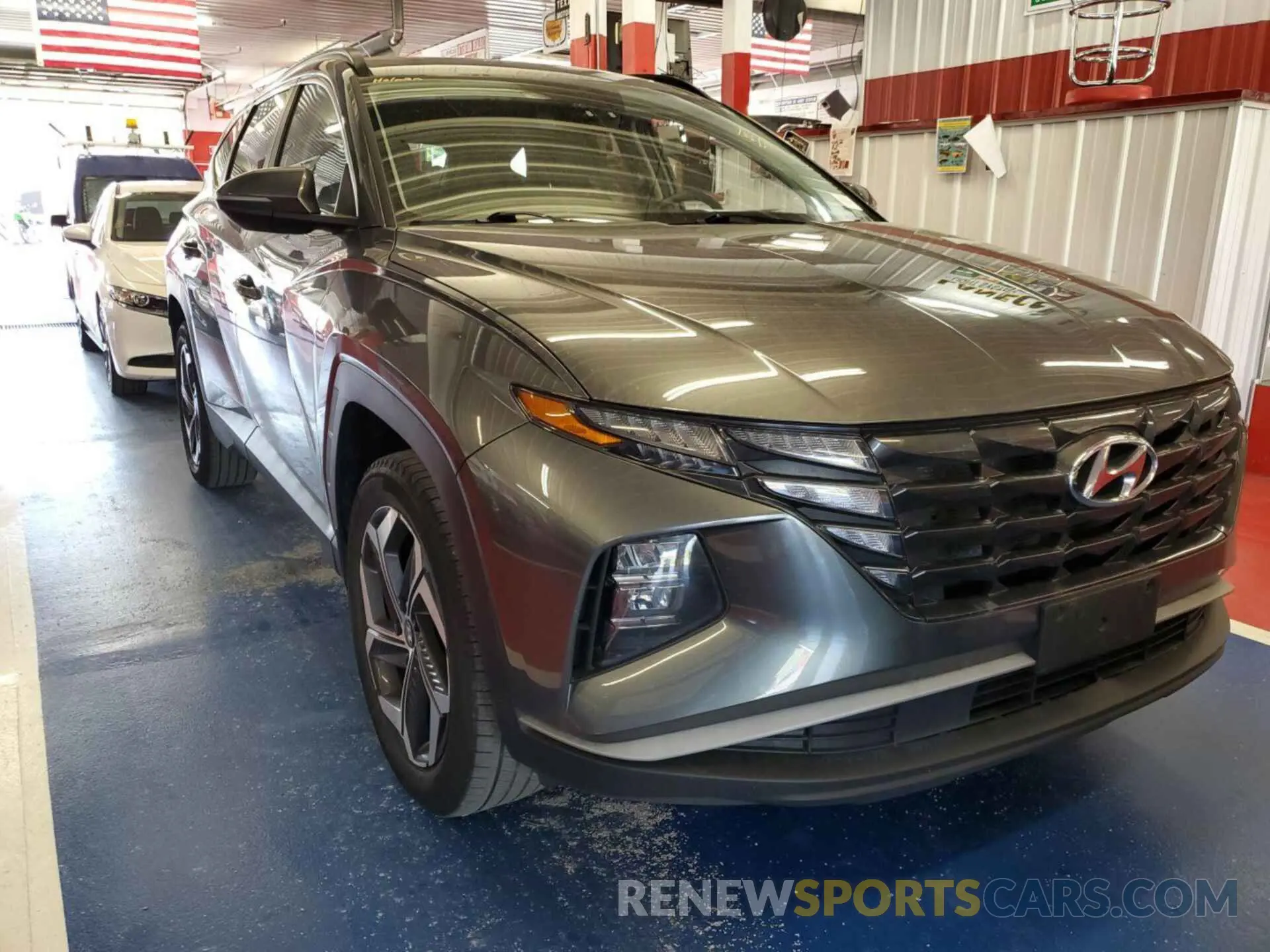 3 Photograph of a damaged car 5NMJFCAE4NH132278 HYUNDAI TUCSON 2022