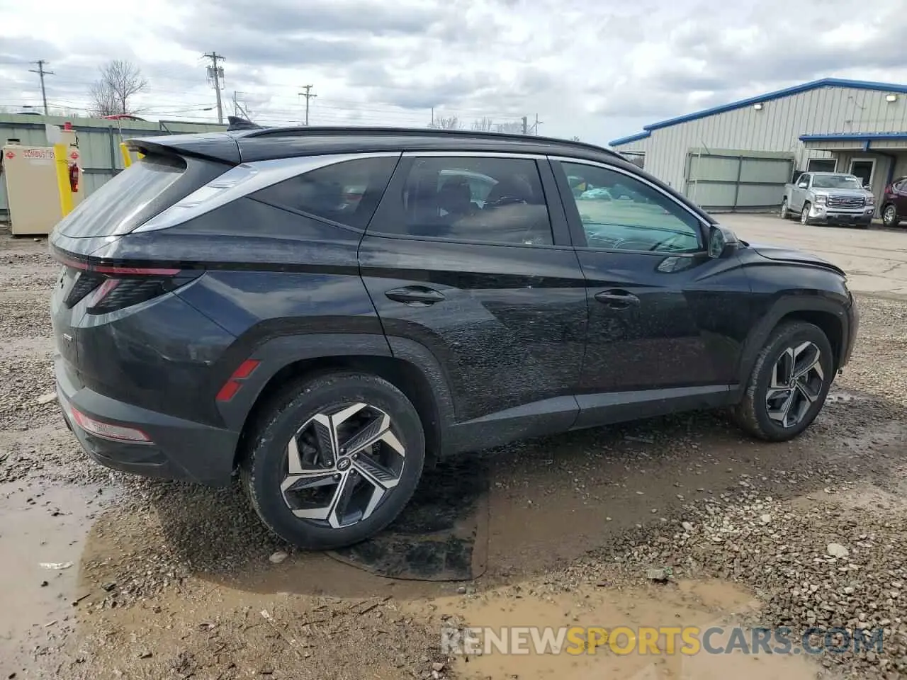 3 Photograph of a damaged car 5NMJFCAE4NH139523 HYUNDAI TUCSON 2022