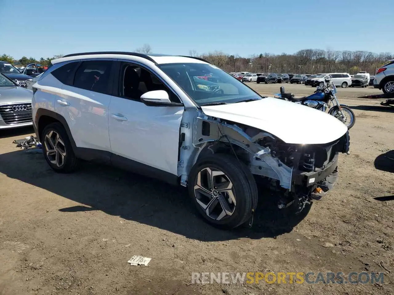 4 Photograph of a damaged car 5NMJFCAE5NH050480 HYUNDAI TUCSON 2022
