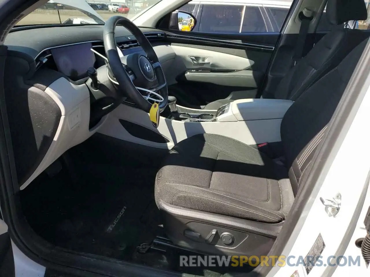 7 Photograph of a damaged car 5NMJFCAE5NH050480 HYUNDAI TUCSON 2022