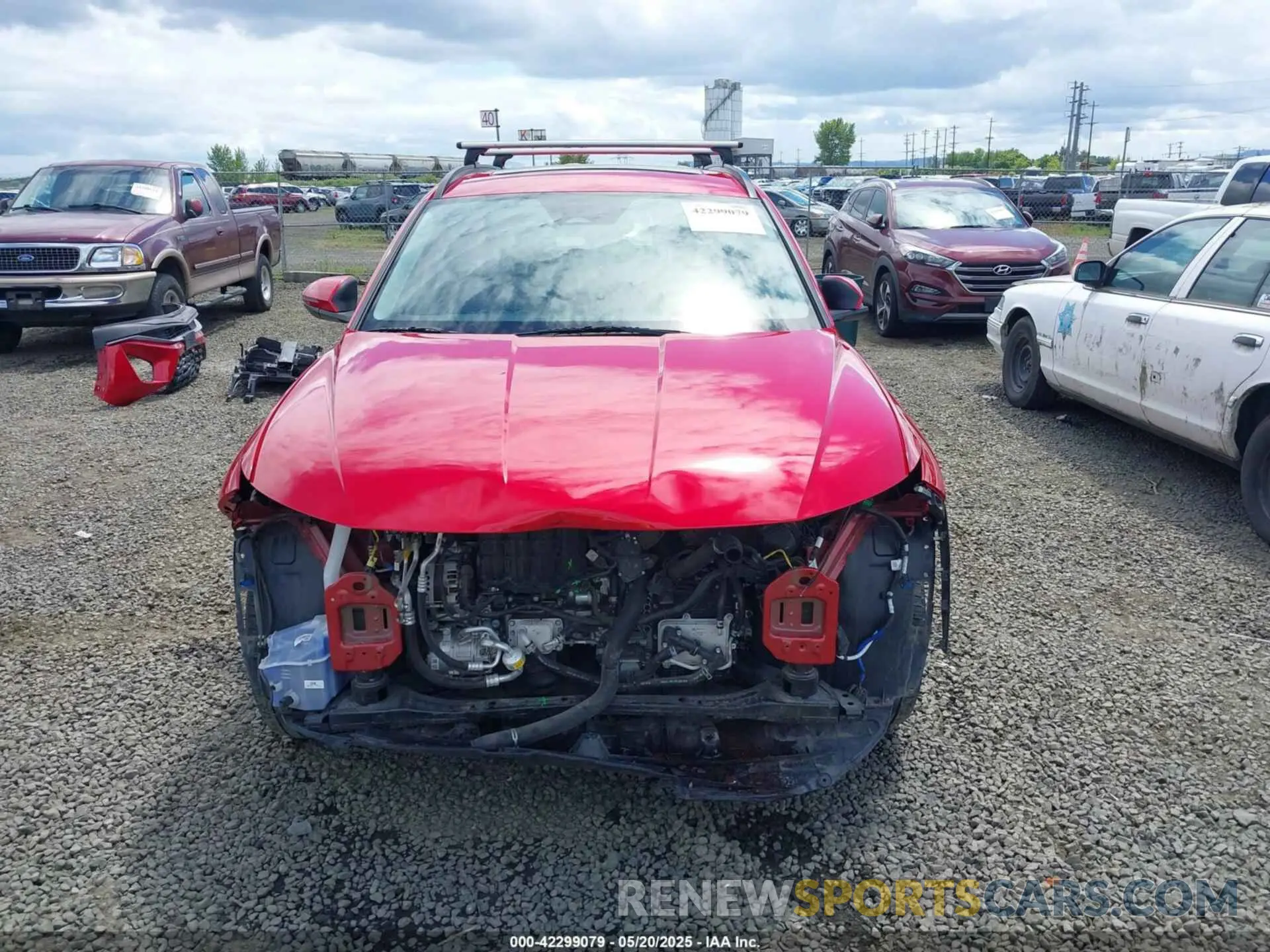 13 Photograph of a damaged car 5NMJFCAE5NH095662 HYUNDAI TUCSON 2022