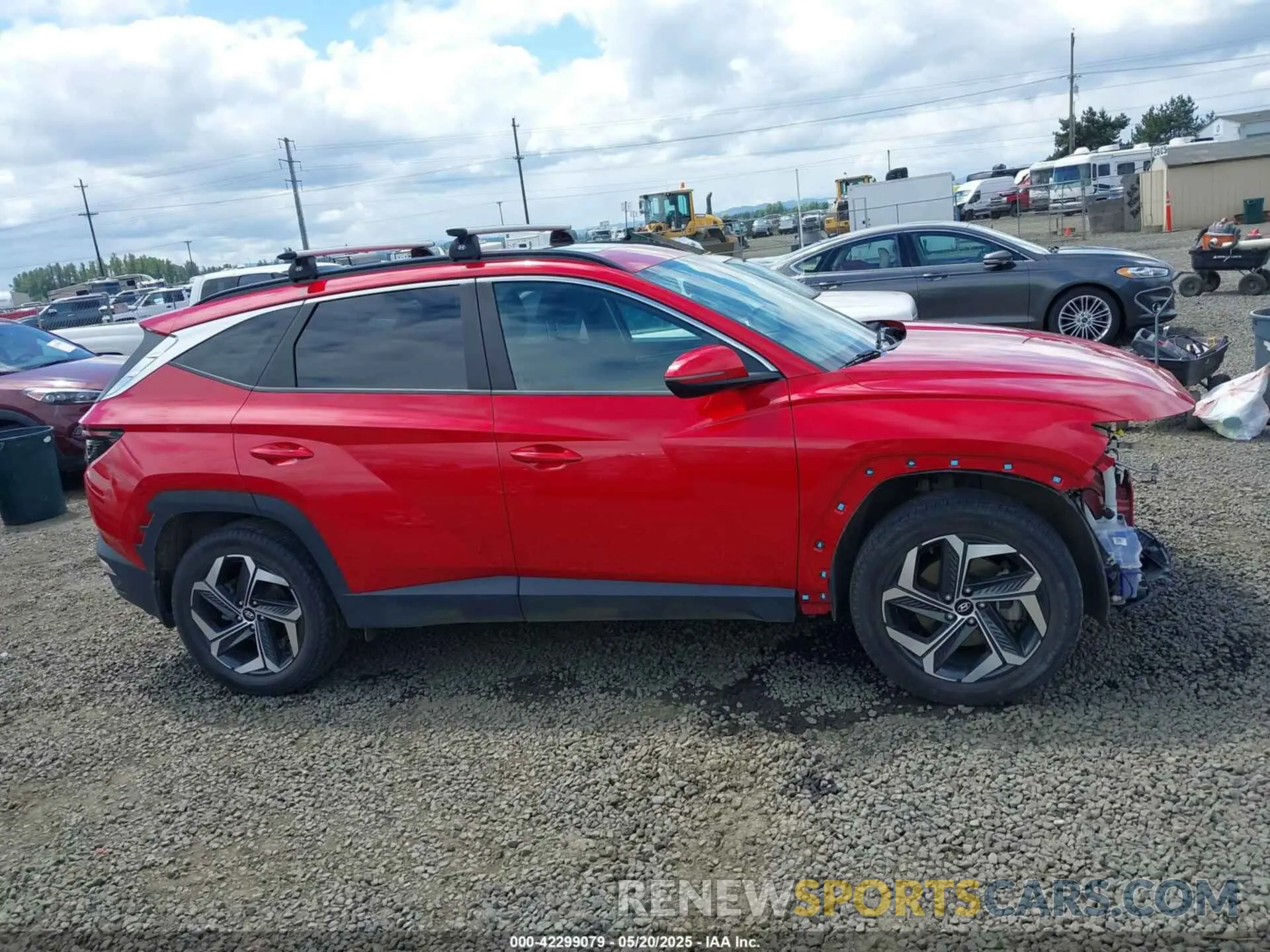 14 Photograph of a damaged car 5NMJFCAE5NH095662 HYUNDAI TUCSON 2022