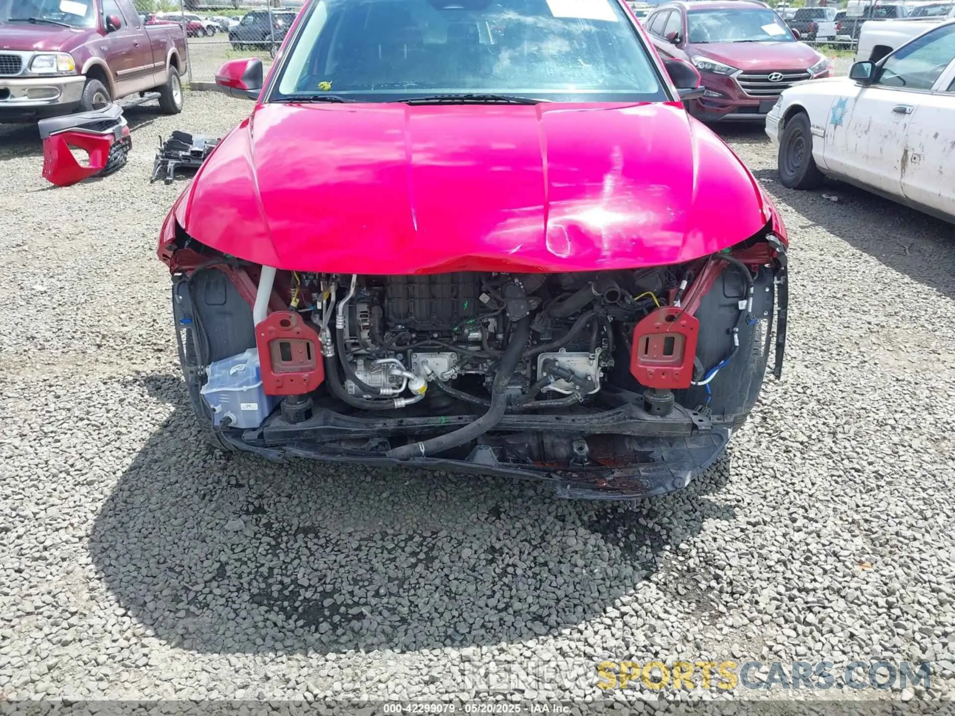 6 Photograph of a damaged car 5NMJFCAE5NH095662 HYUNDAI TUCSON 2022