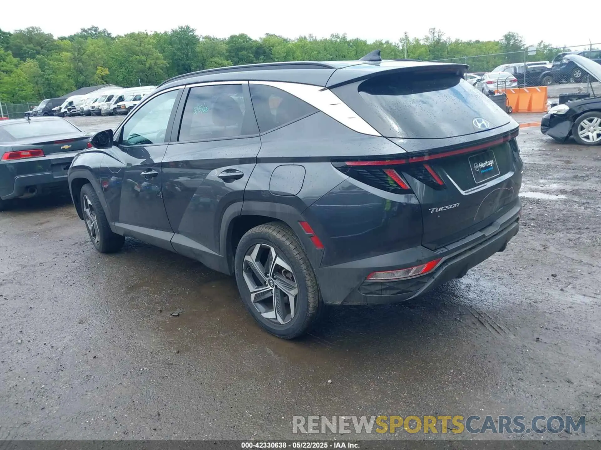 3 Photograph of a damaged car 5NMJFCAE5NH152135 HYUNDAI TUCSON 2022