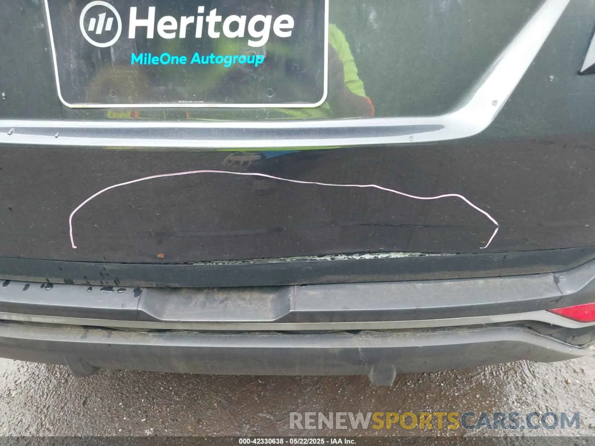 6 Photograph of a damaged car 5NMJFCAE5NH152135 HYUNDAI TUCSON 2022
