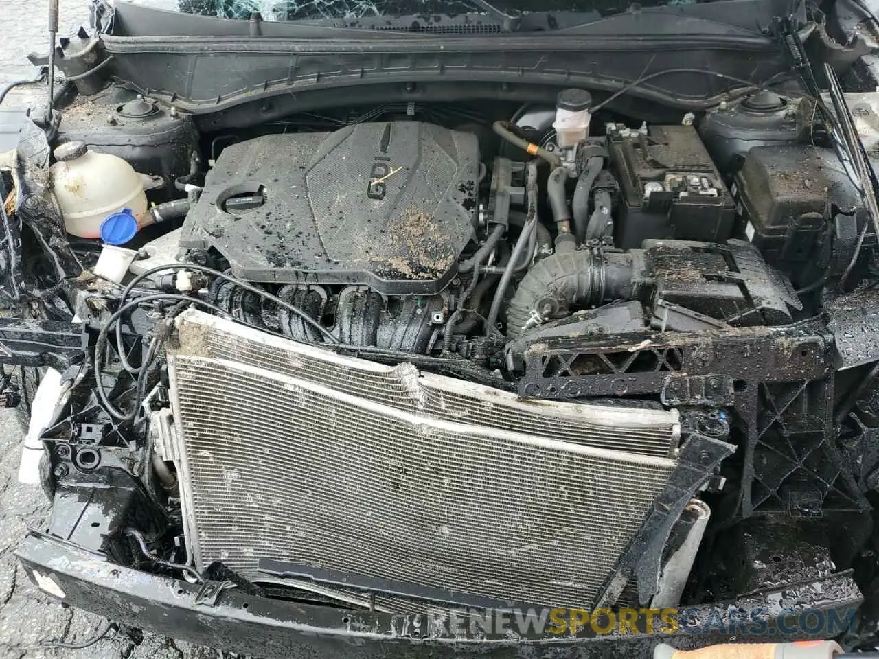 12 Photograph of a damaged car 5NMJFCAE7NH043191 HYUNDAI TUCSON 2022