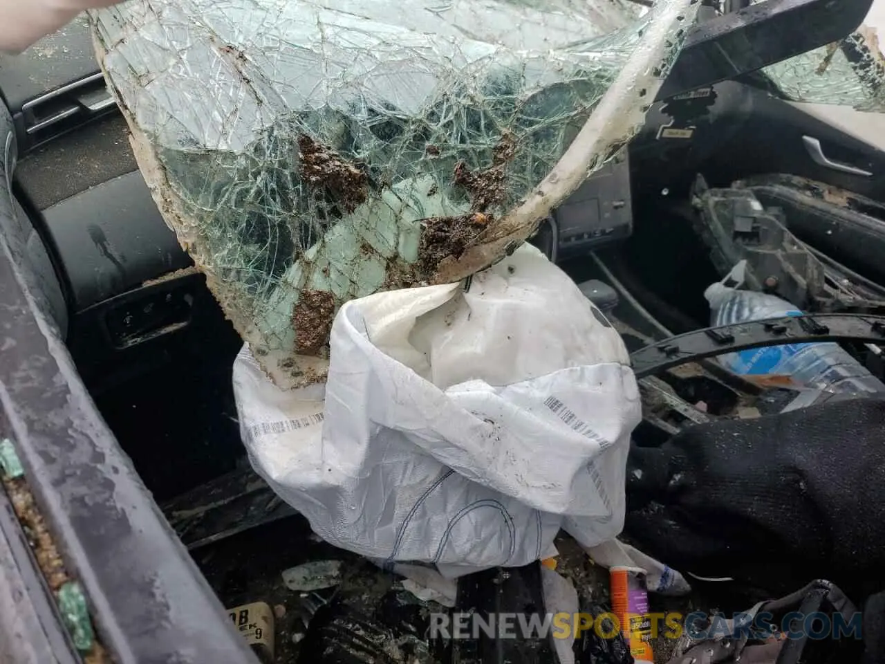 8 Photograph of a damaged car 5NMJFCAE7NH043191 HYUNDAI TUCSON 2022