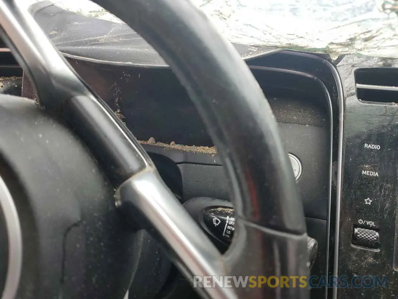 9 Photograph of a damaged car 5NMJFCAE7NH043191 HYUNDAI TUCSON 2022