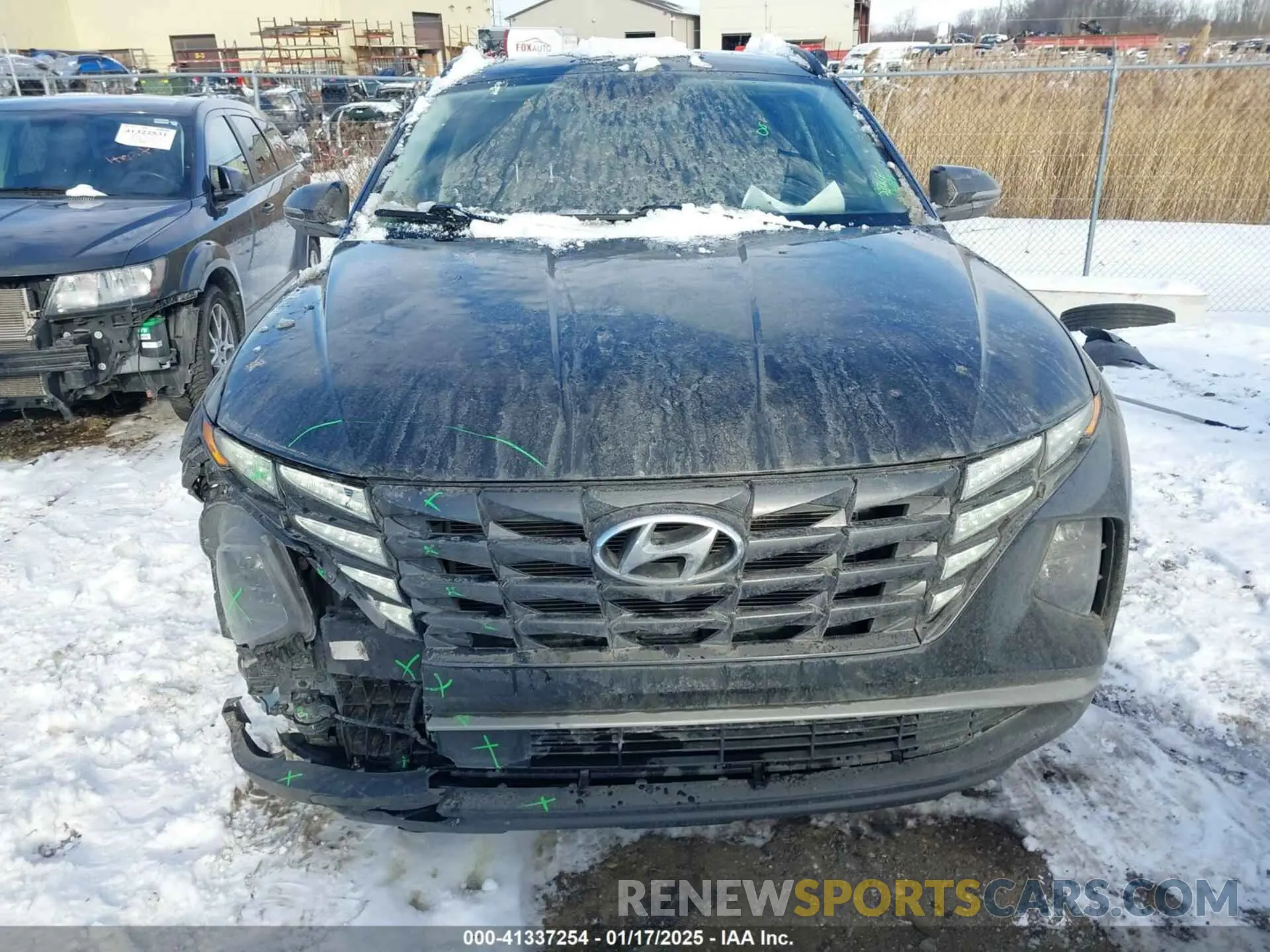 12 Photograph of a damaged car 5NMJFCAE7NH062095 HYUNDAI TUCSON 2022