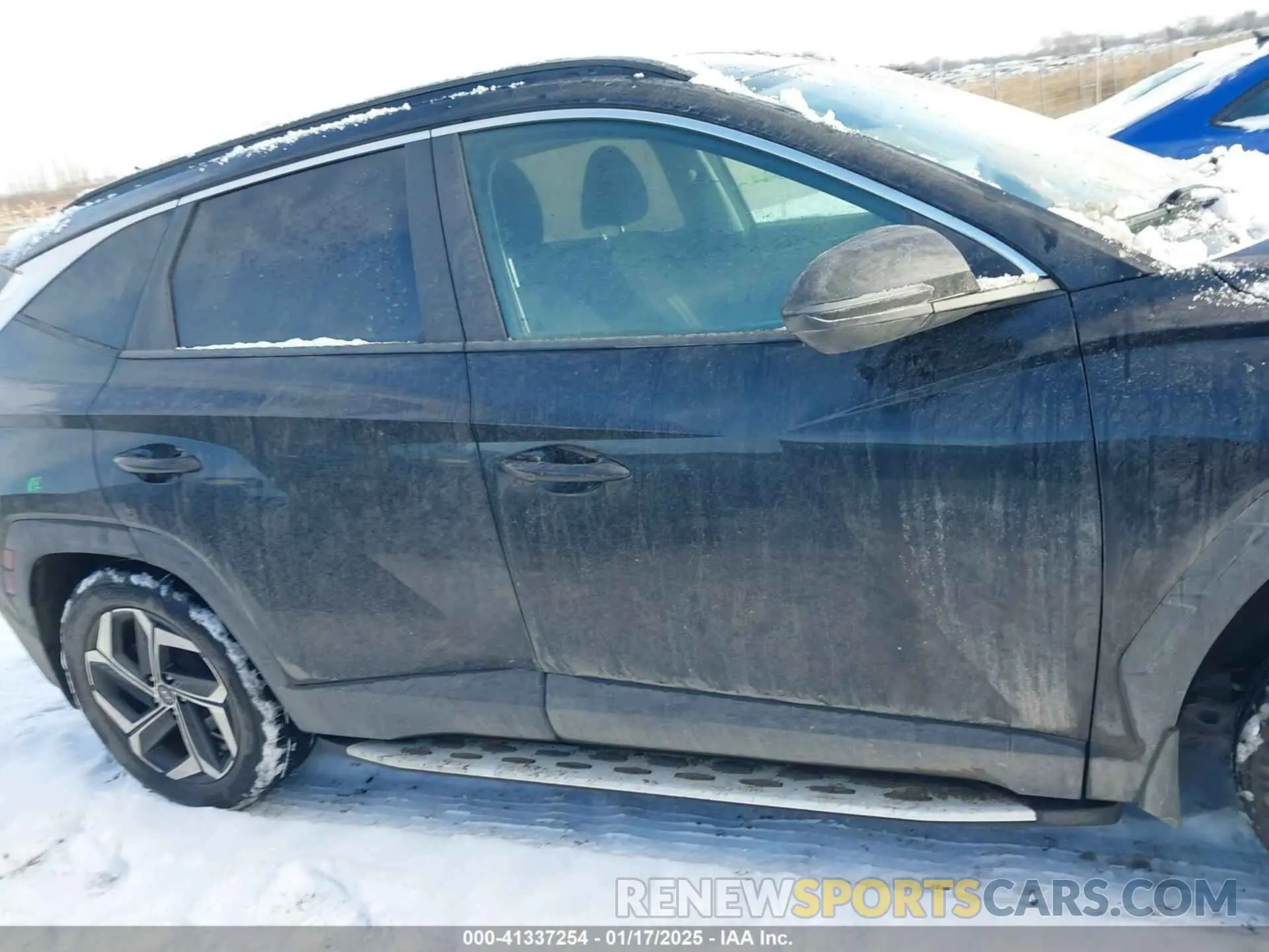 13 Photograph of a damaged car 5NMJFCAE7NH062095 HYUNDAI TUCSON 2022