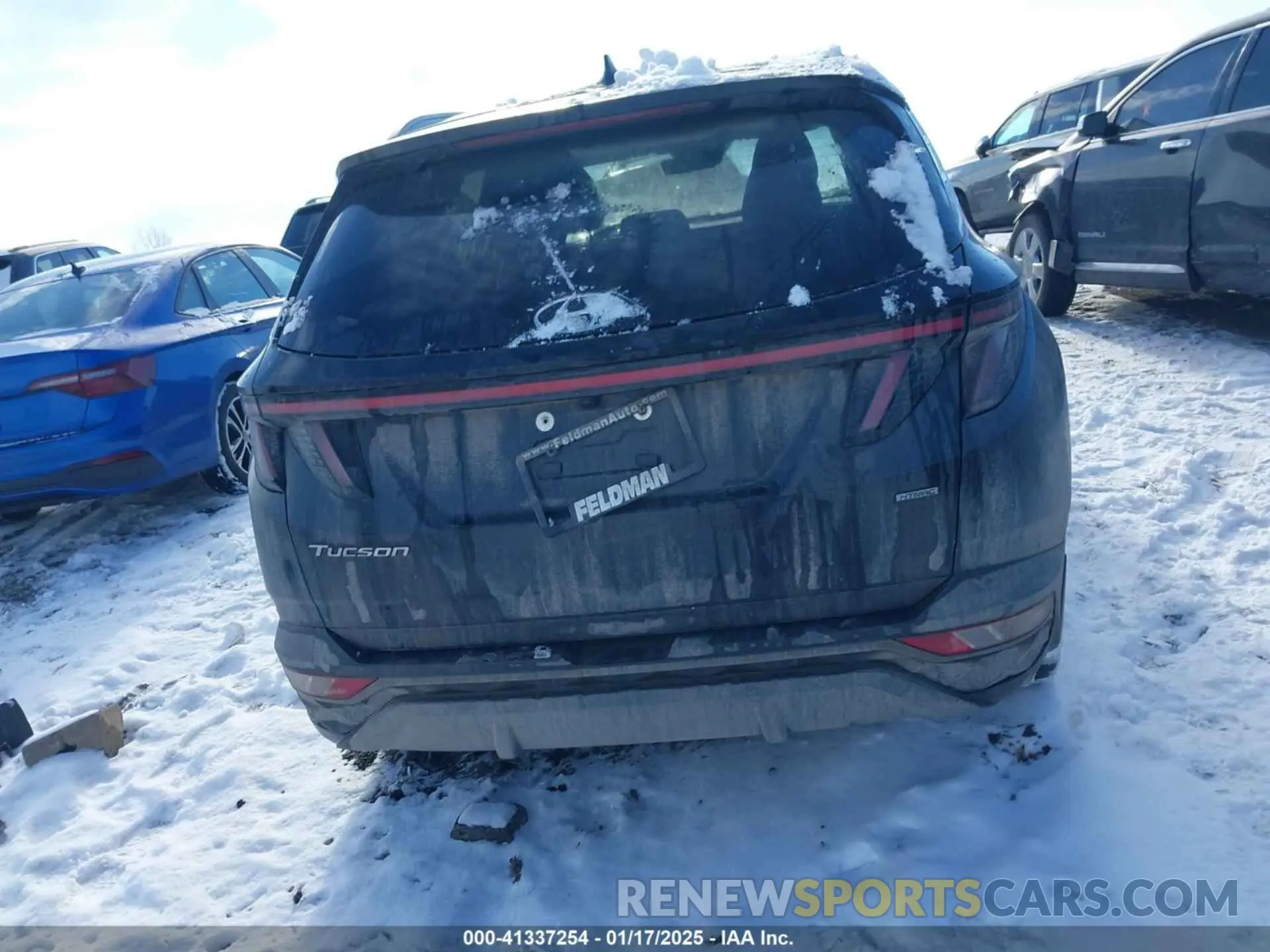16 Photograph of a damaged car 5NMJFCAE7NH062095 HYUNDAI TUCSON 2022