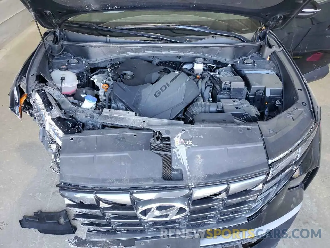 12 Photograph of a damaged car 5NMJFCAE7NH103373 HYUNDAI TUCSON 2022