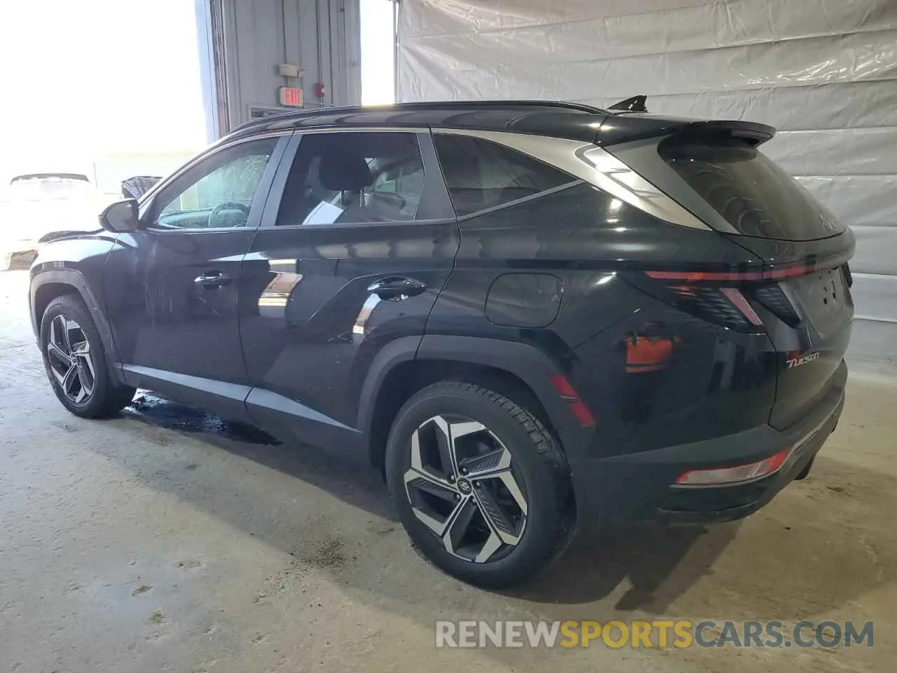 2 Photograph of a damaged car 5NMJFCAE7NH103373 HYUNDAI TUCSON 2022