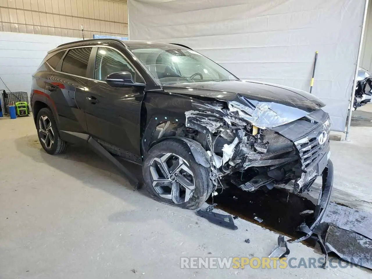 4 Photograph of a damaged car 5NMJFCAE7NH103373 HYUNDAI TUCSON 2022