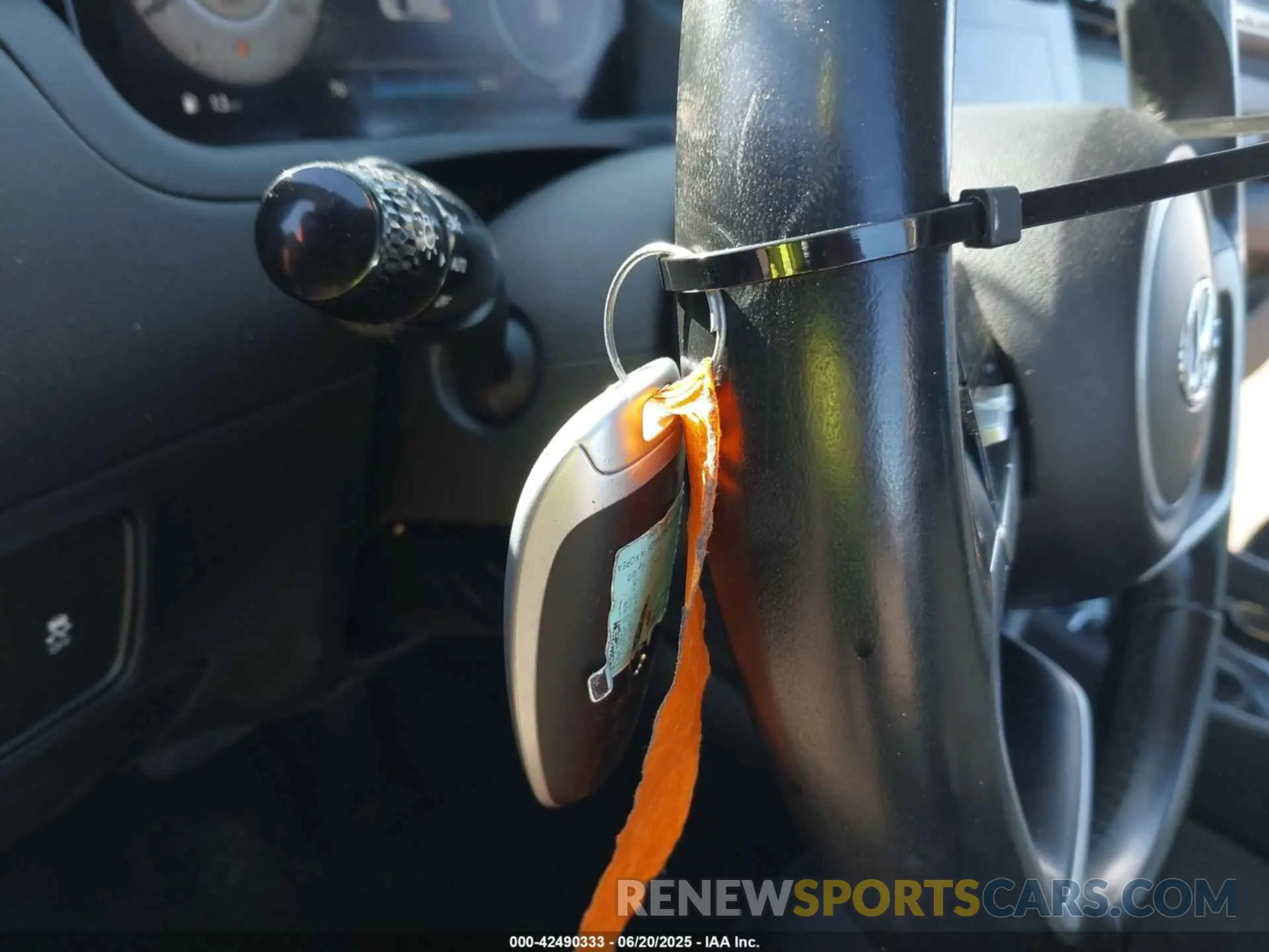 11 Photograph of a damaged car 5NMJFCAE8NH132039 HYUNDAI TUCSON 2022