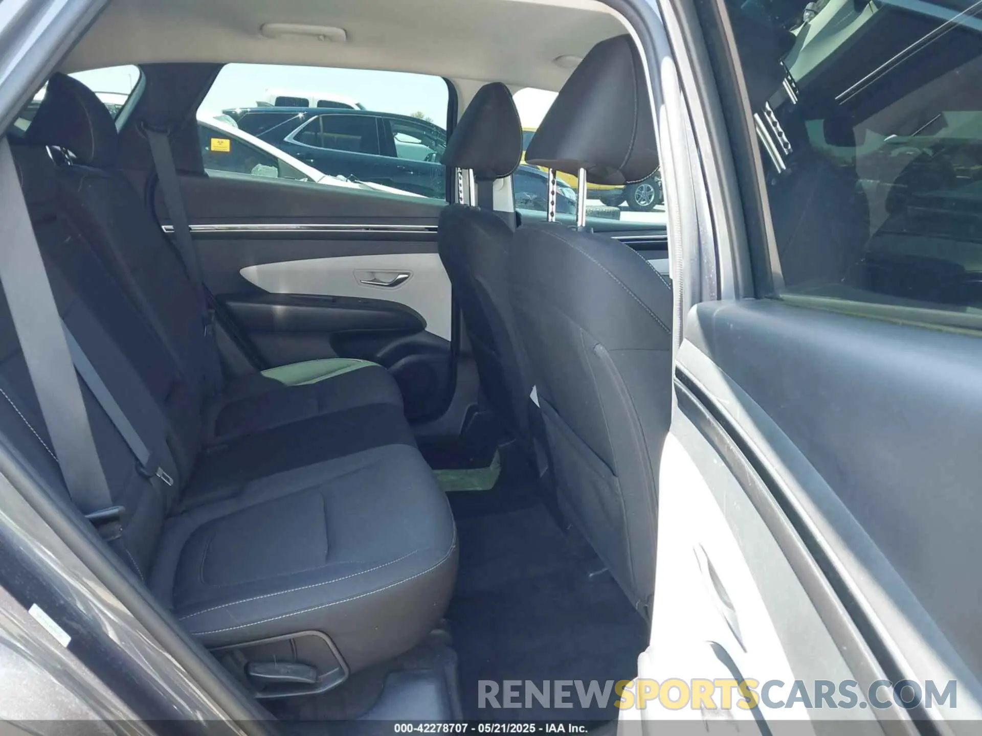 8 Photograph of a damaged car KM8JA3AE4NU053325 HYUNDAI TUCSON 2022