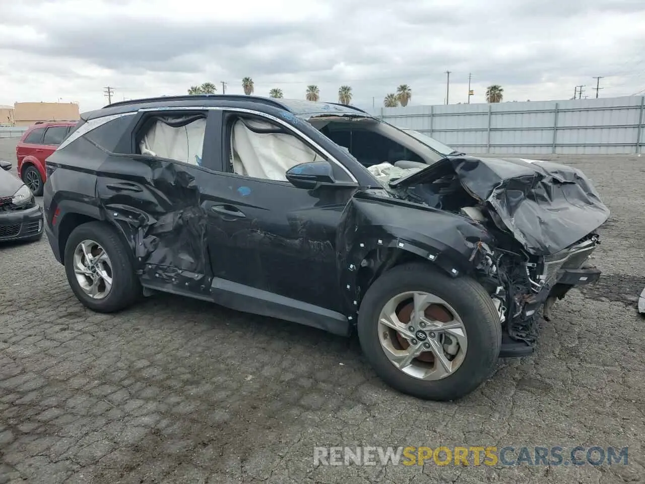 4 Photograph of a damaged car KM8JB3AE1NU021591 HYUNDAI TUCSON 2022