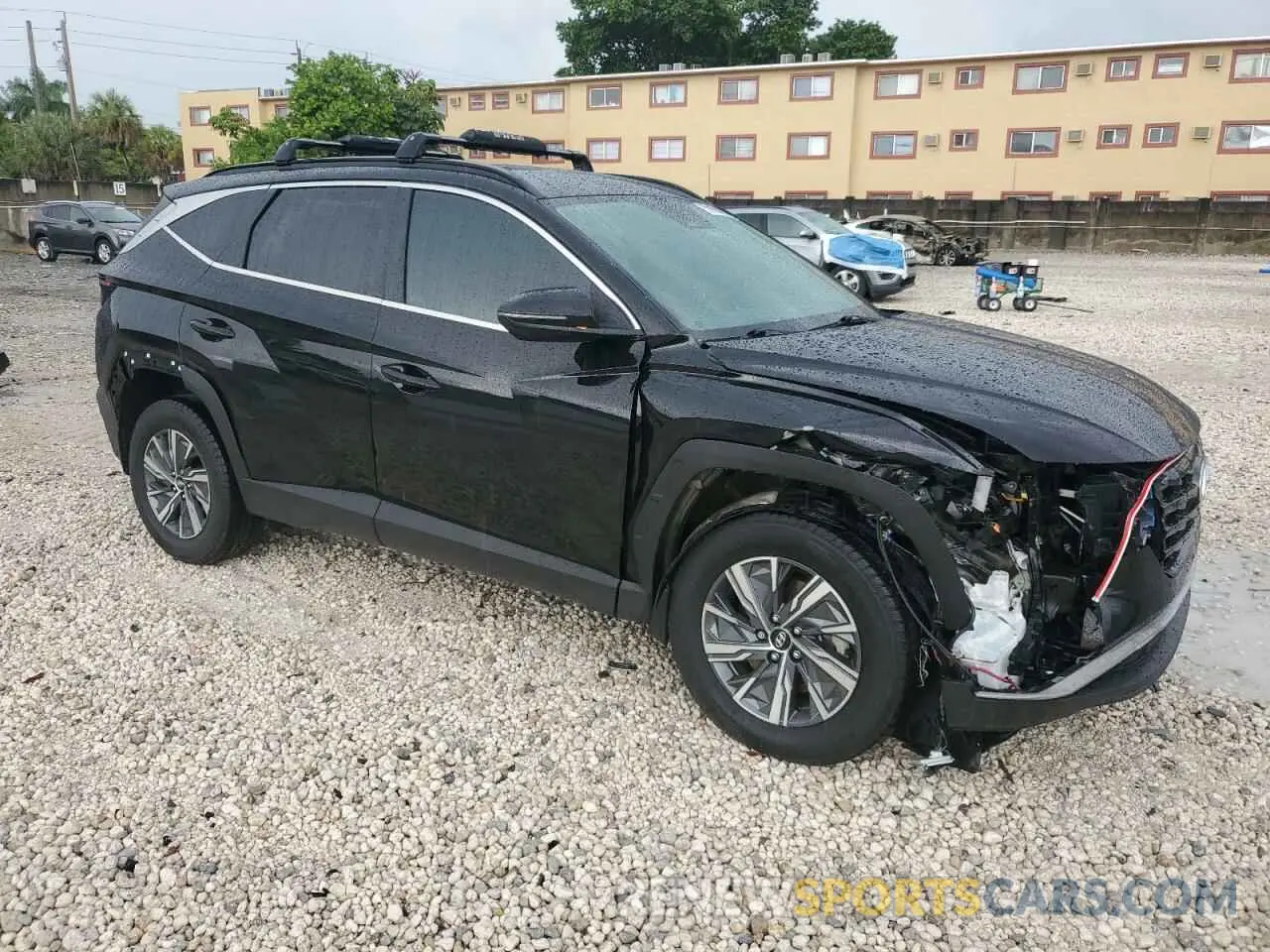 4 Photograph of a damaged car KM8JBCA11NU029770 HYUNDAI TUCSON 2022