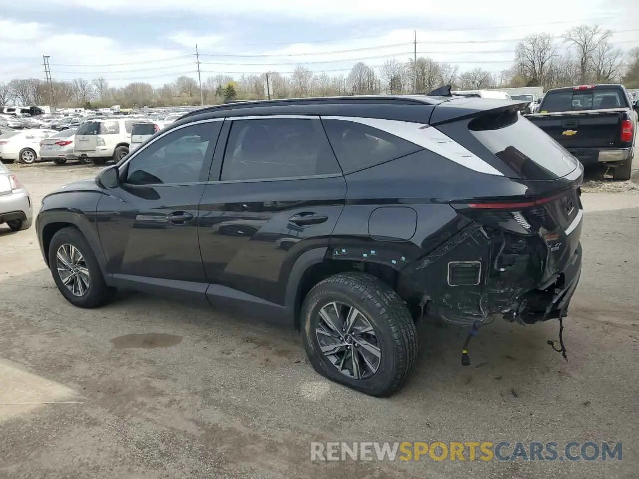 2 Photograph of a damaged car KM8JBCA12NU022438 HYUNDAI TUCSON 2022