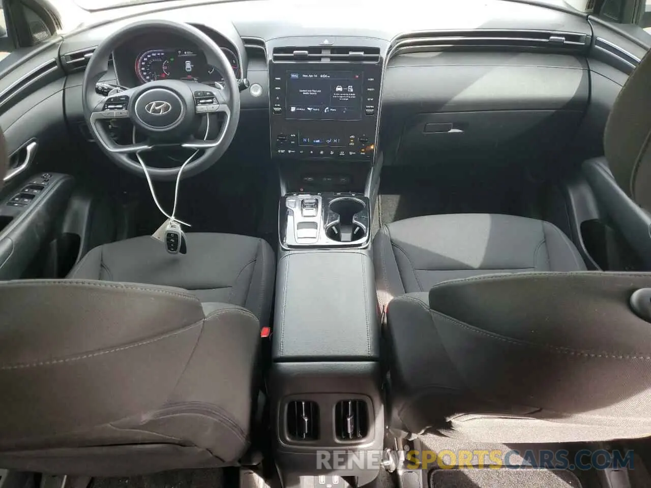 8 Photograph of a damaged car KM8JBCA12NU022438 HYUNDAI TUCSON 2022