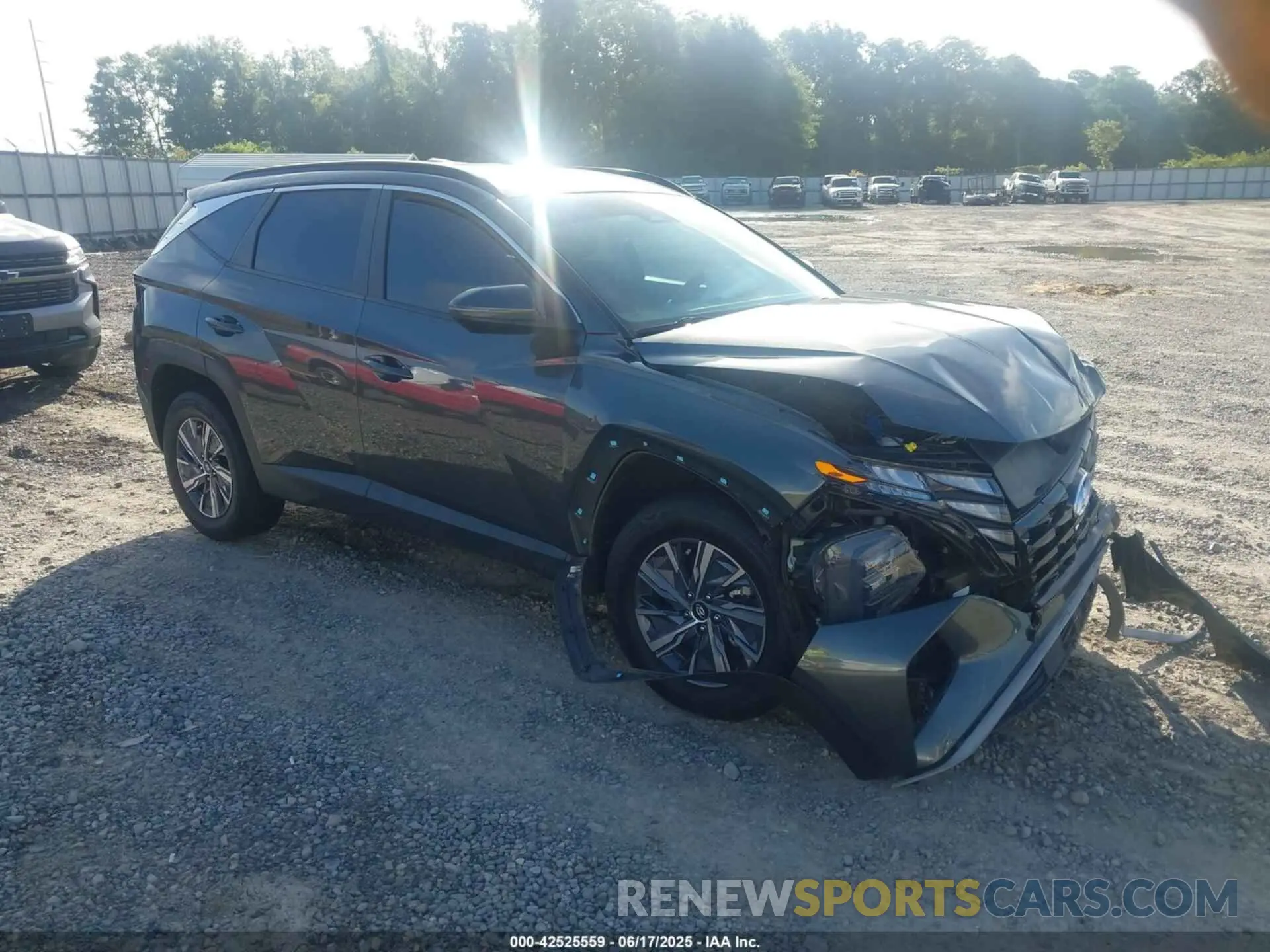1 Photograph of a damaged car KM8JBCA15NU038973 HYUNDAI TUCSON 2022
