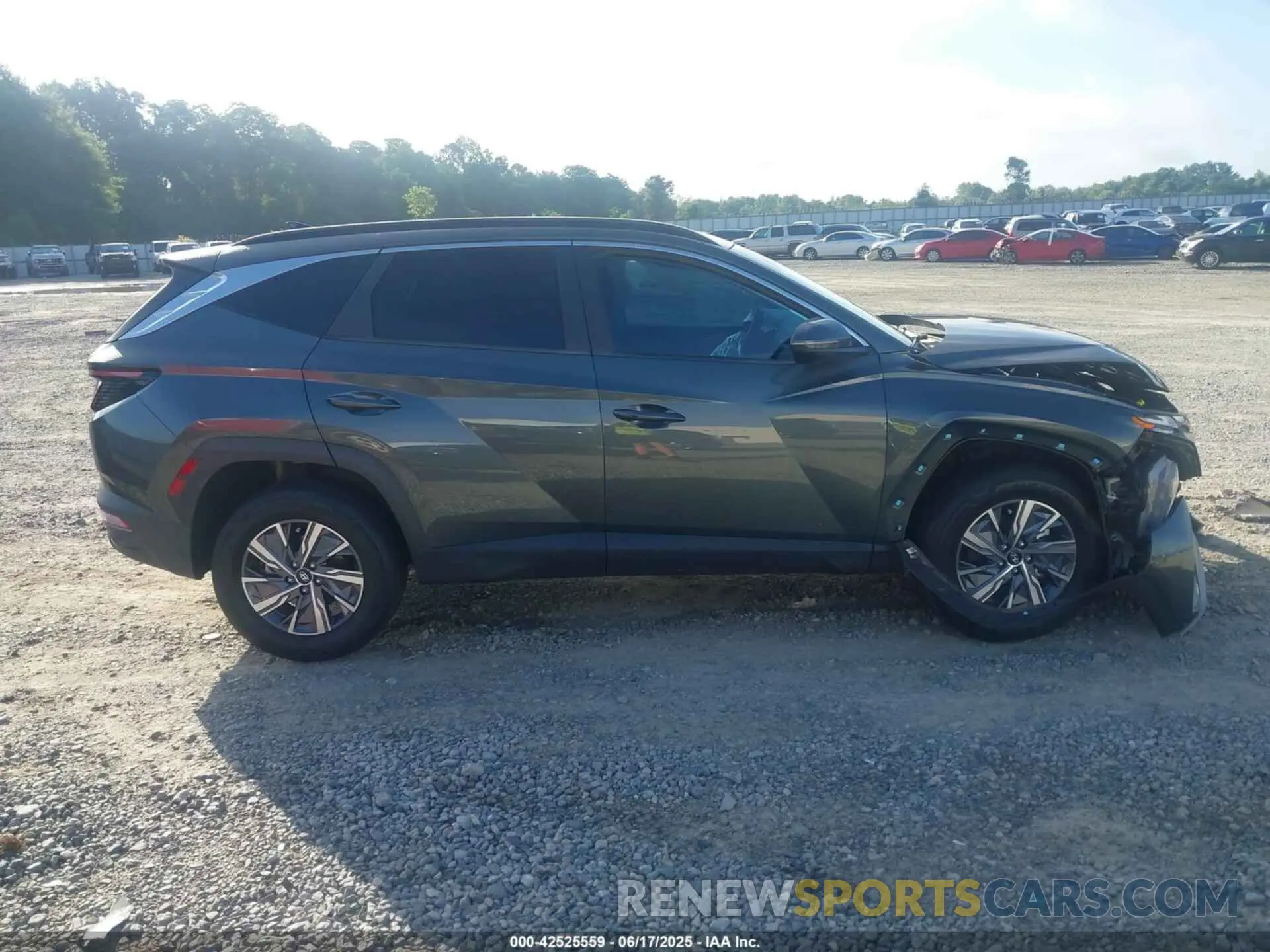13 Photograph of a damaged car KM8JBCA15NU038973 HYUNDAI TUCSON 2022