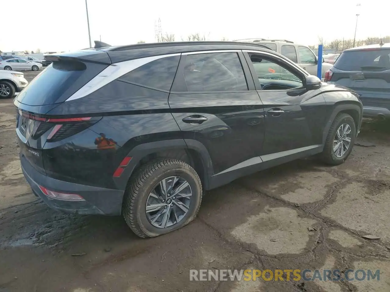 3 Photograph of a damaged car KM8JBCA17NU014268 HYUNDAI TUCSON 2022