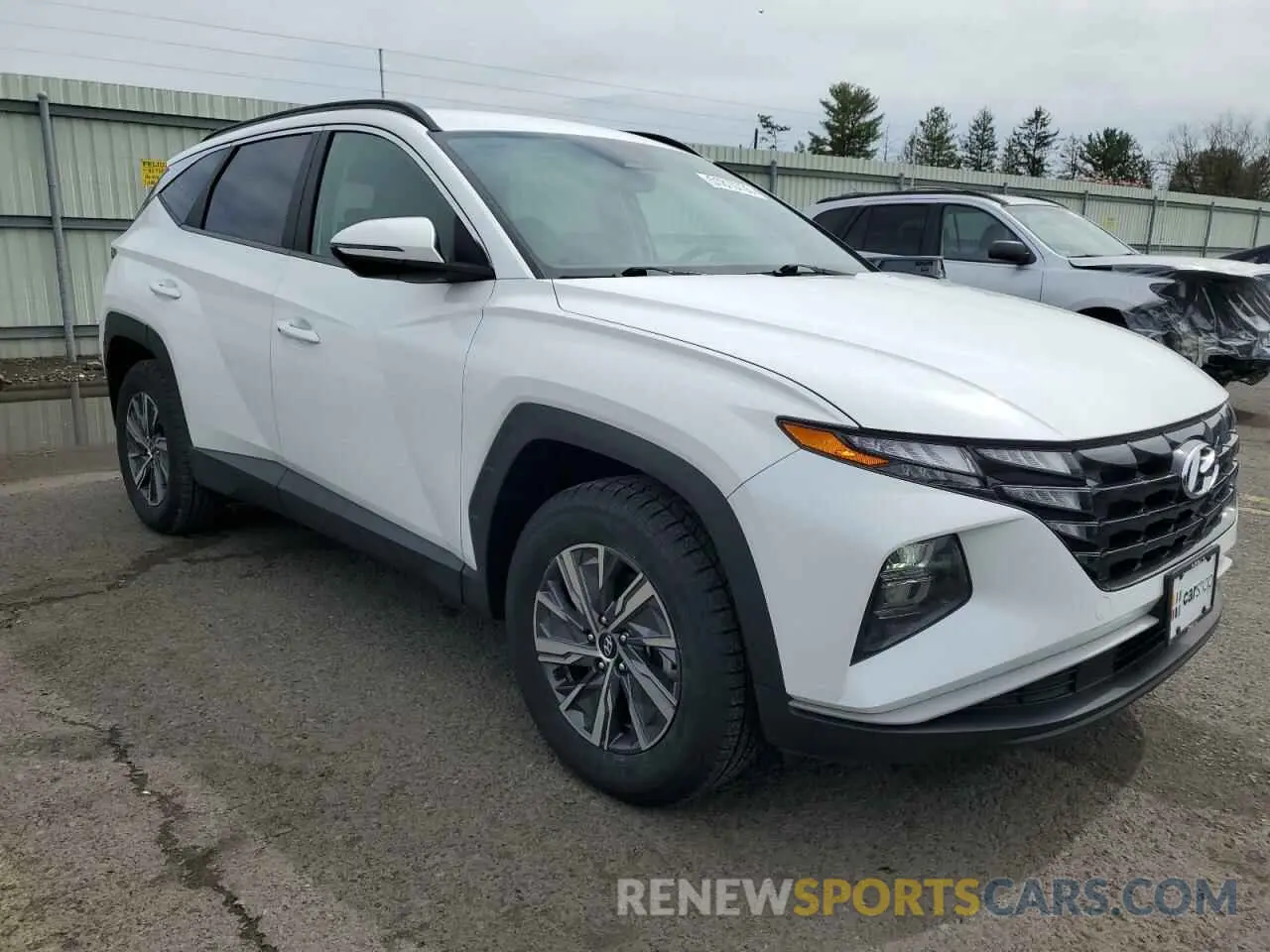4 Photograph of a damaged car KM8JBCA18NU010925 HYUNDAI TUCSON 2022