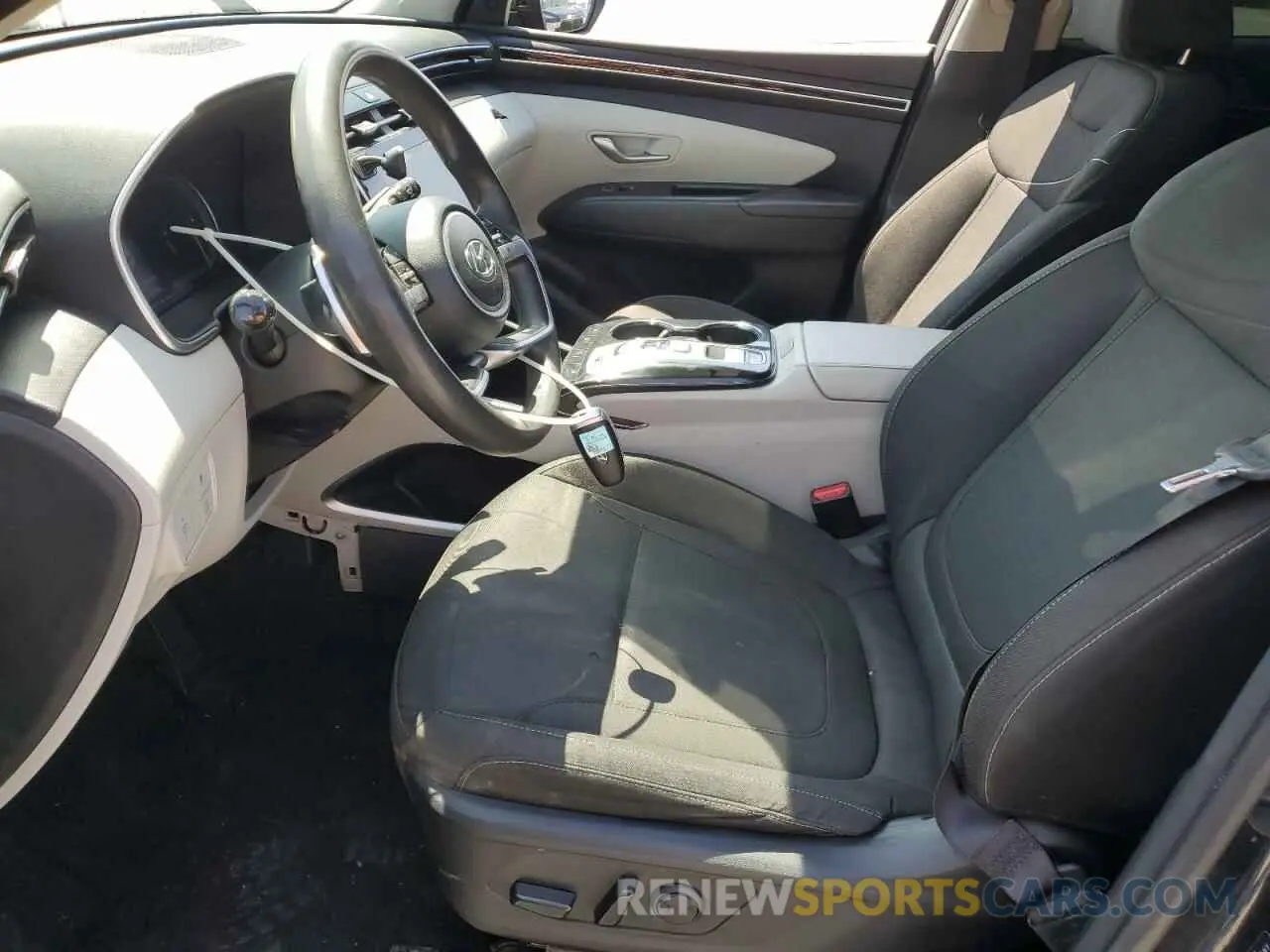 7 Photograph of a damaged car KM8JBCA18NU078836 HYUNDAI TUCSON 2022