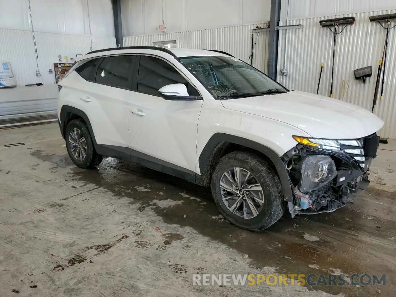 4 Photograph of a damaged car KM8JBCA19NU030438 HYUNDAI TUCSON 2022