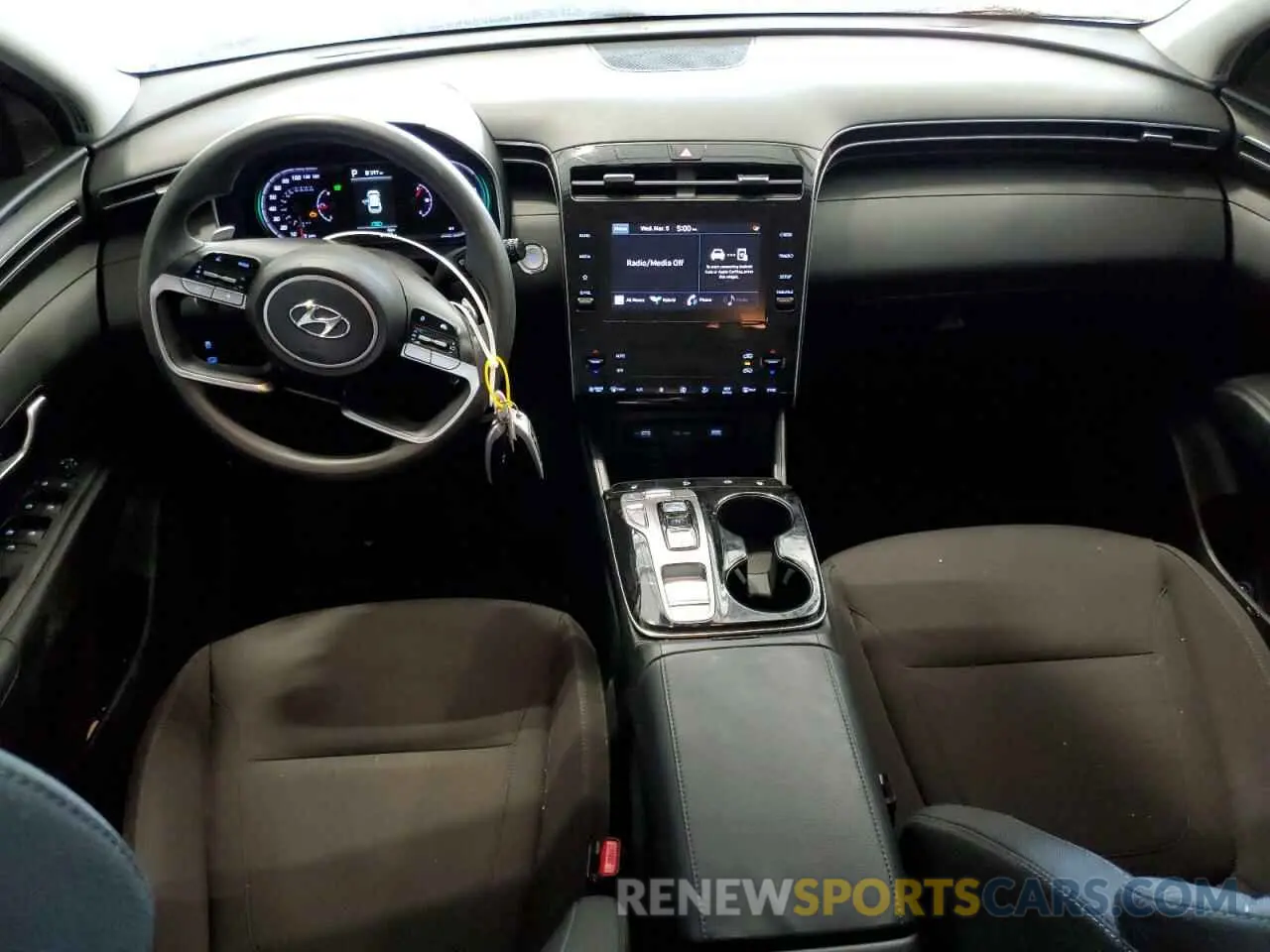 8 Photograph of a damaged car KM8JBCA19NU030438 HYUNDAI TUCSON 2022