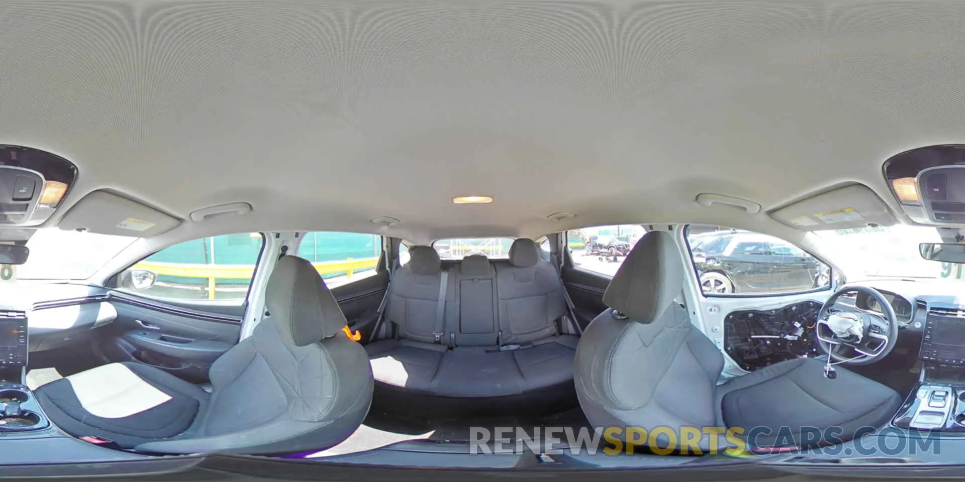 18 Photograph of a damaged car KM8JBCA19NU032500 HYUNDAI TUCSON 2022