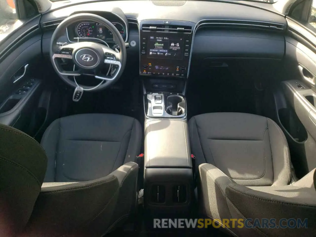 8 Photograph of a damaged car KM8JBCA19NU054464 HYUNDAI TUCSON 2022