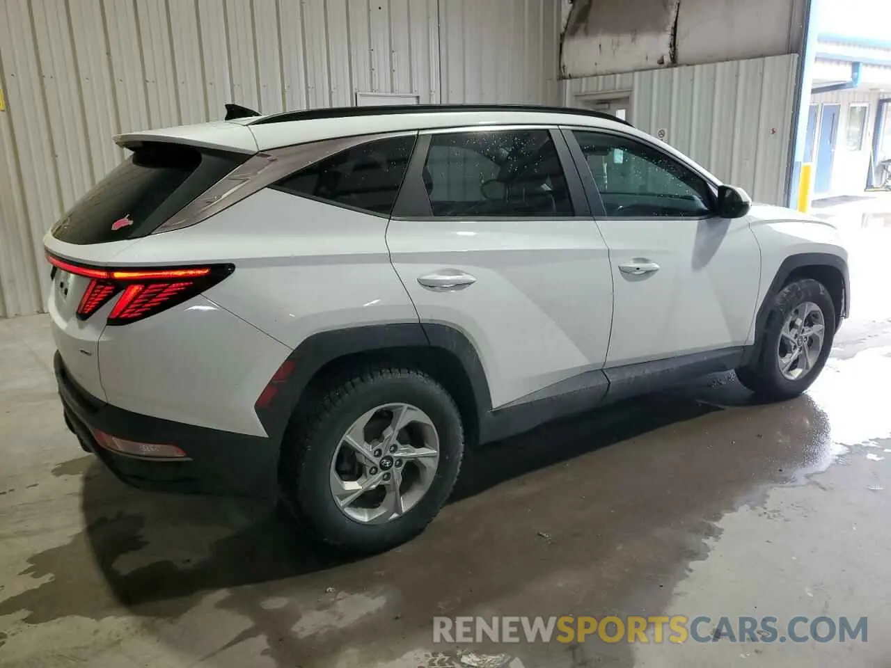 3 Photograph of a damaged car KM8JBCAE6NU066526 HYUNDAI TUCSON 2022