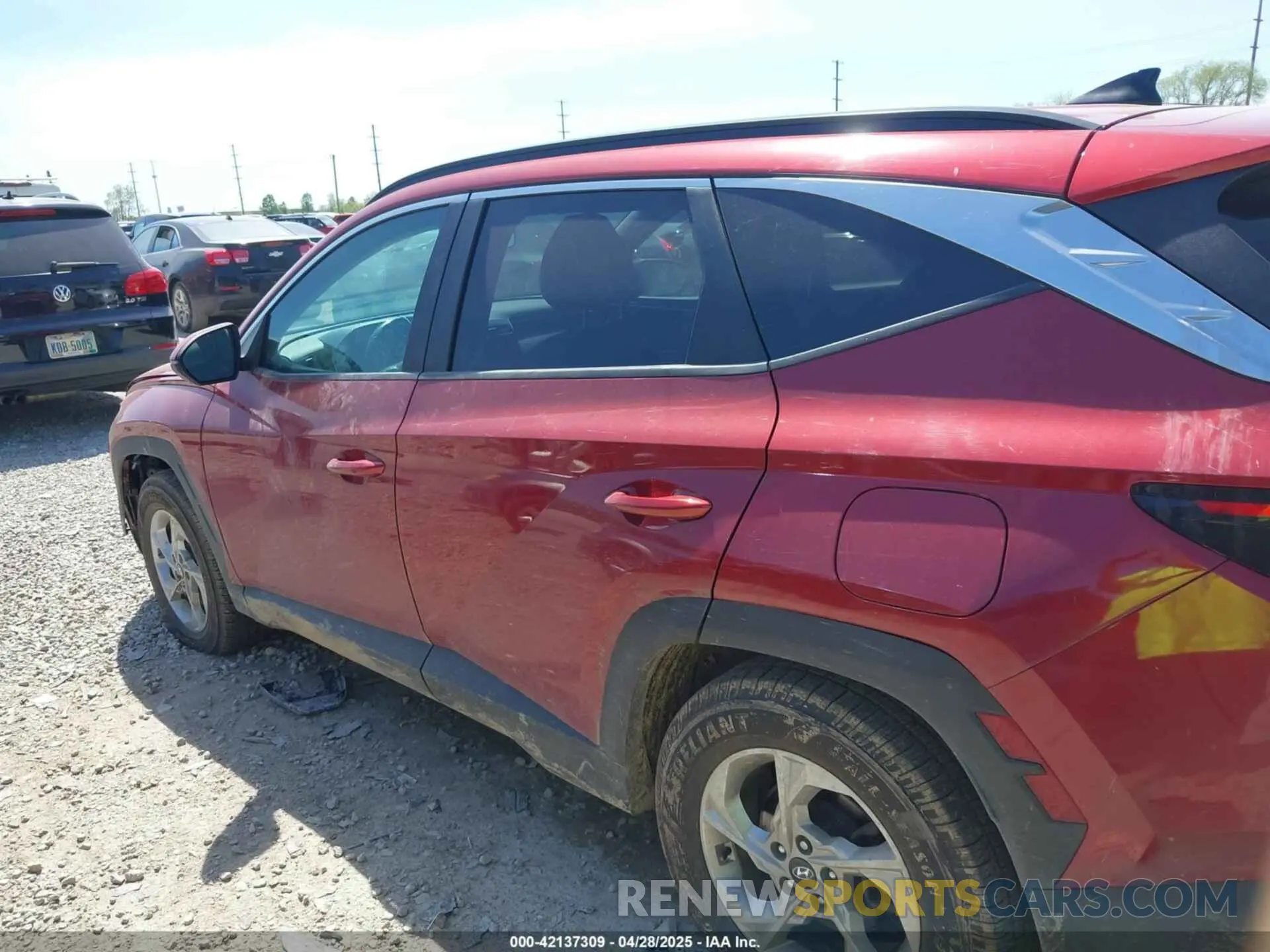 14 Photograph of a damaged car KM8JBCAE9NU041894 HYUNDAI TUCSON 2022