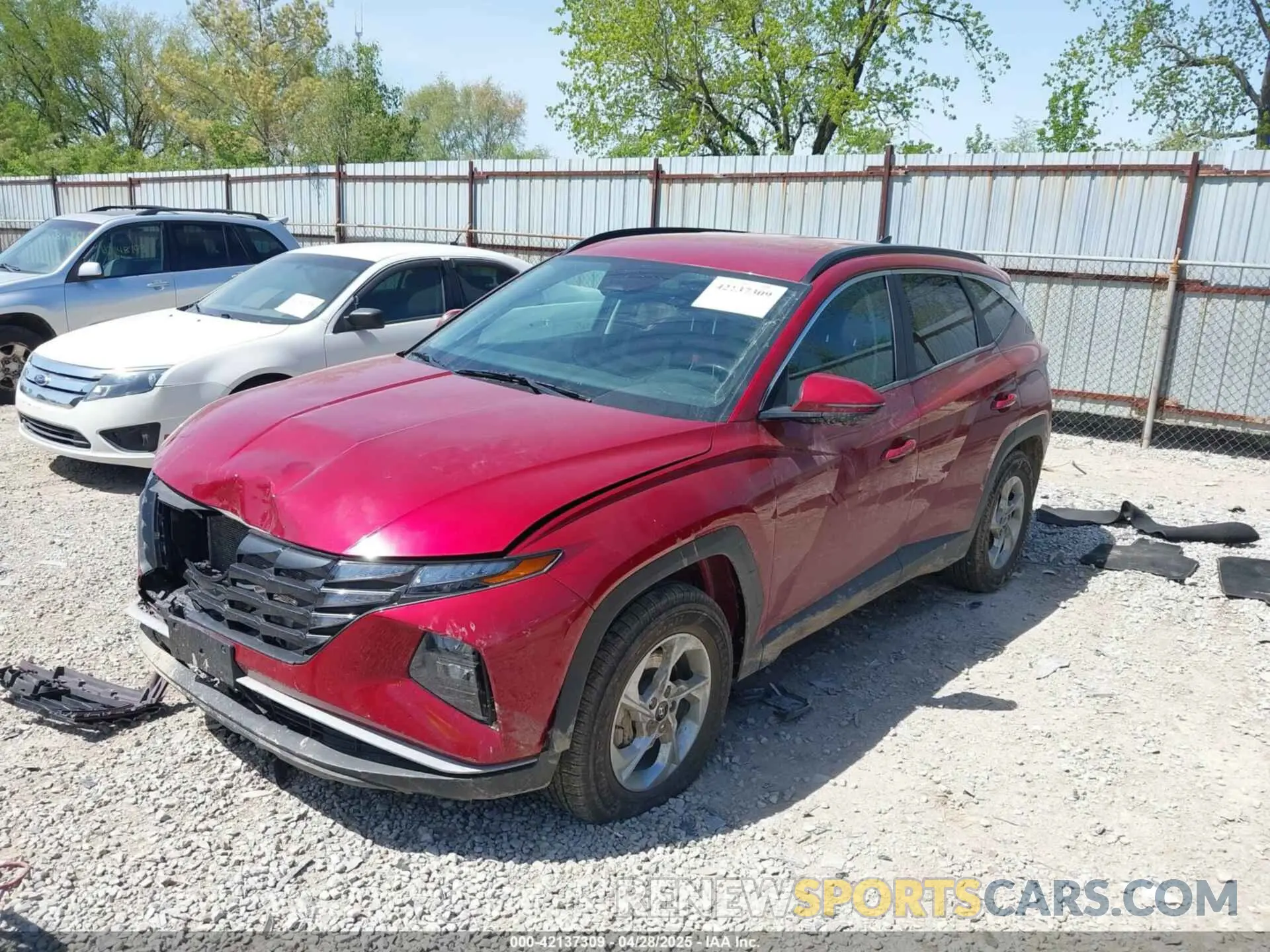 2 Photograph of a damaged car KM8JBCAE9NU041894 HYUNDAI TUCSON 2022